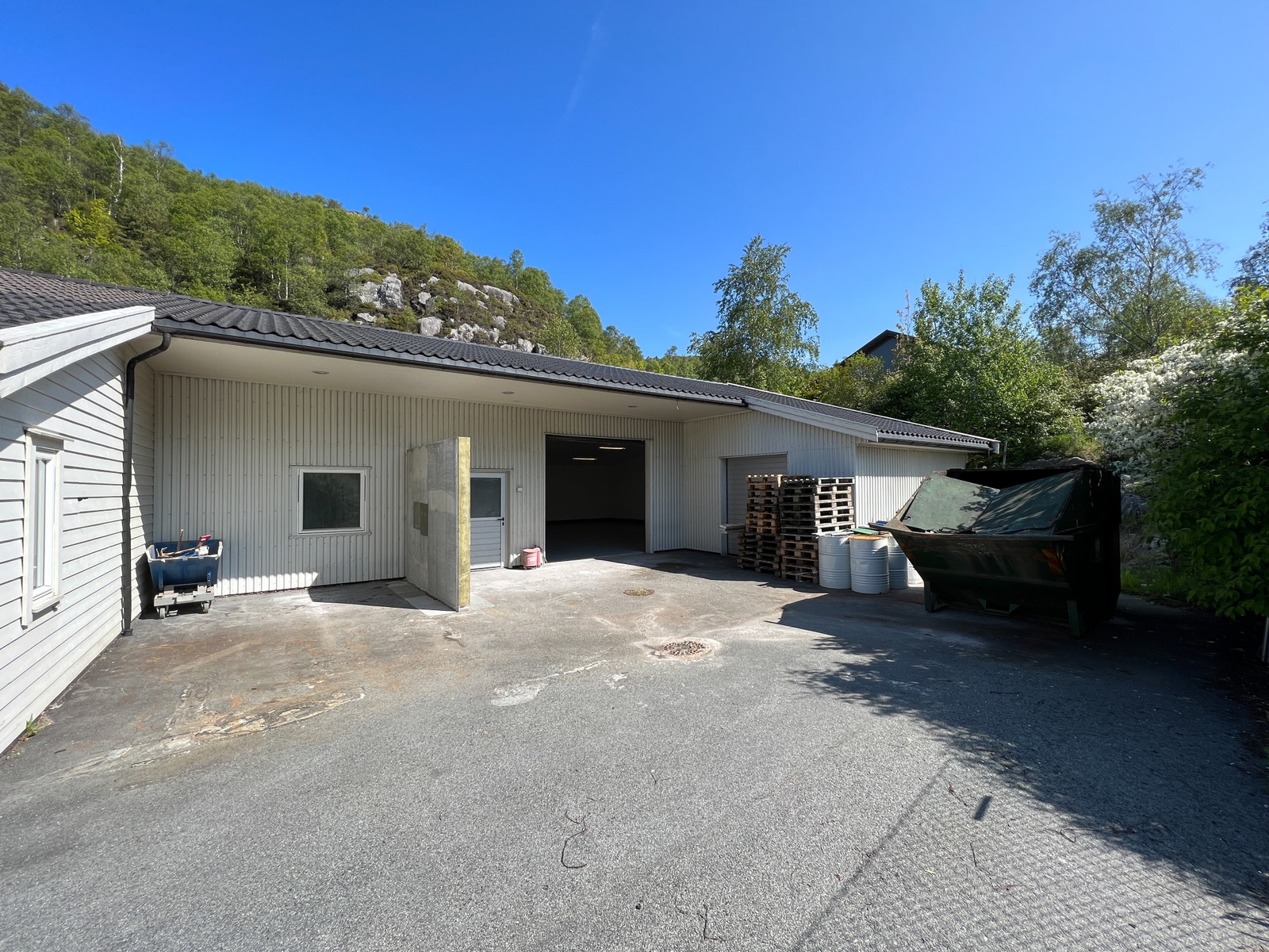DEL 2 Uteareal Galleribilde