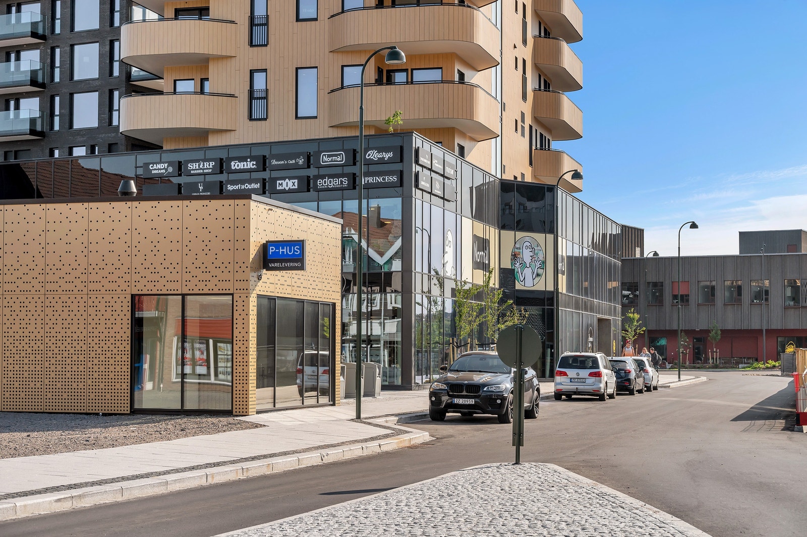 Her kan du gå opp og ned til og fra parkeringskjelleren Galleribilde