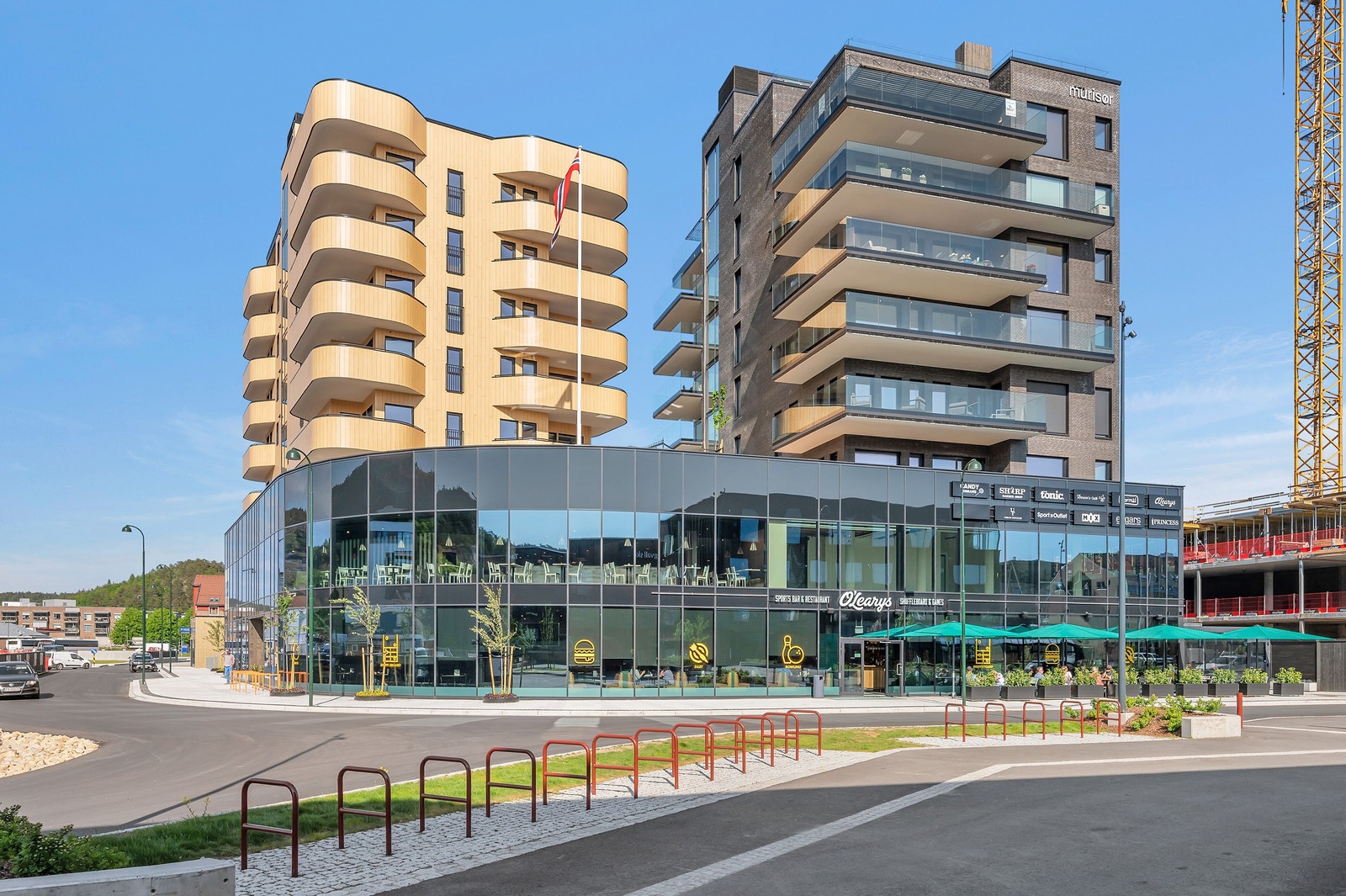 O'learys har en solrik uteservering Galleribilde