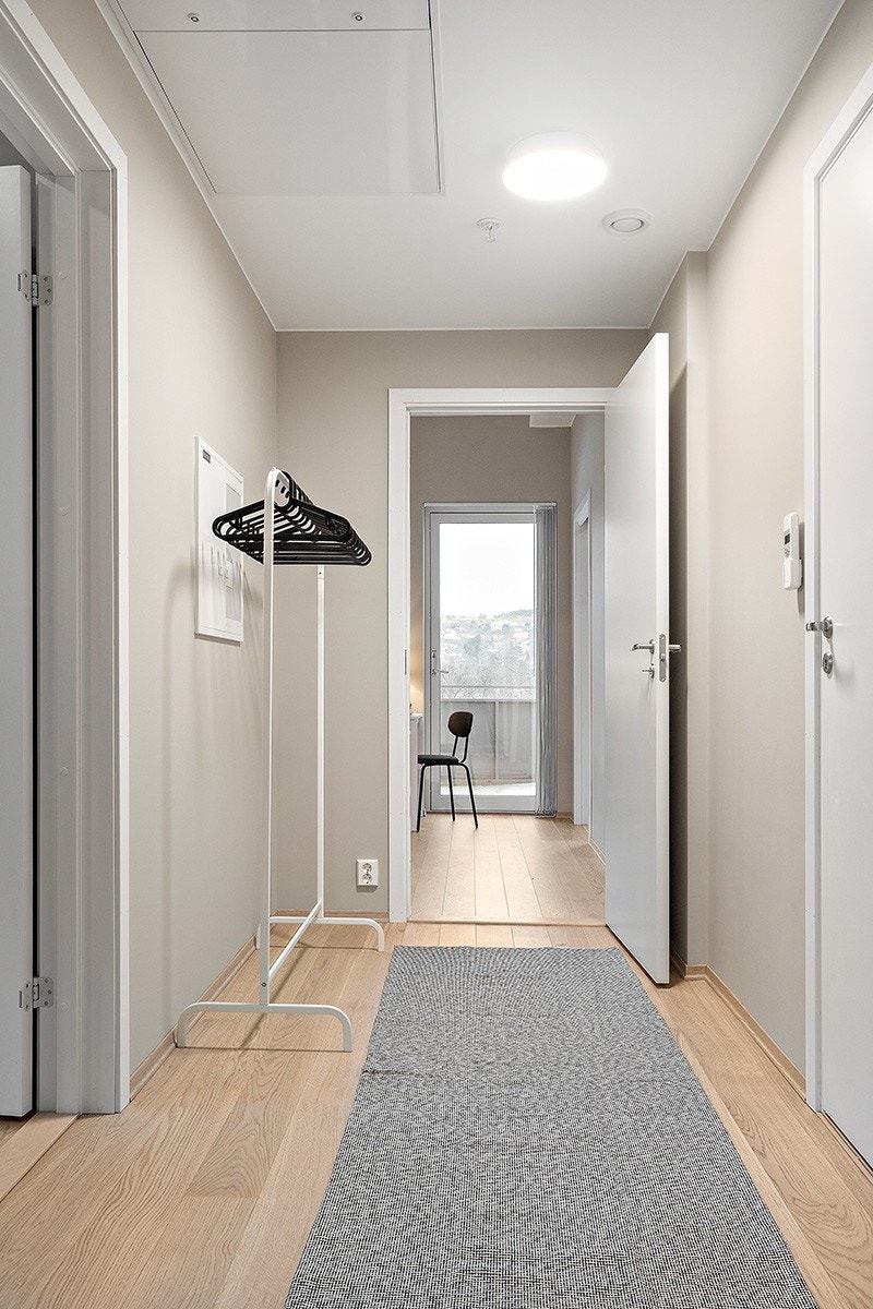 Romslig gang Galleribilde