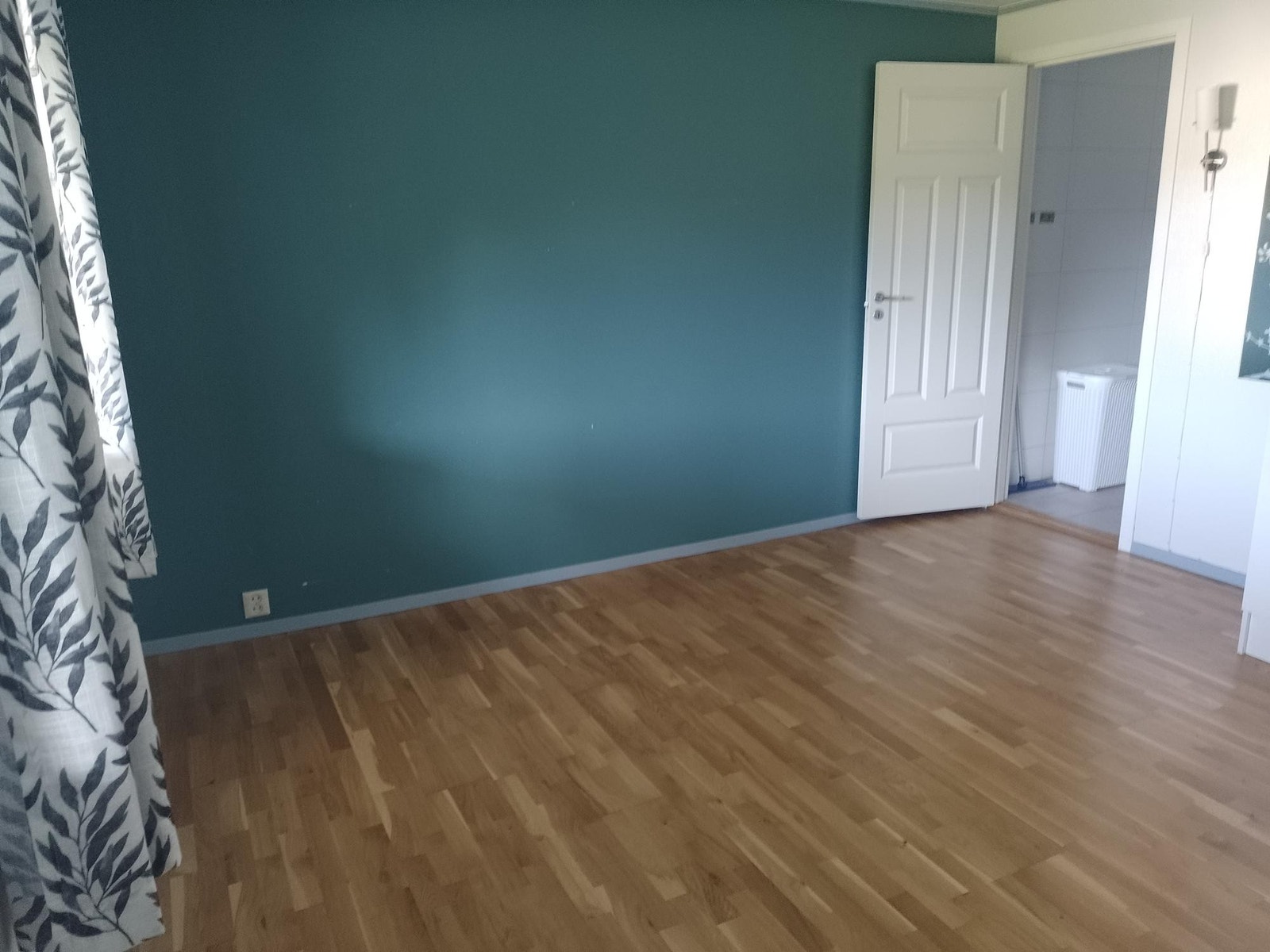 God plass til dobbeltseng Galleribilde