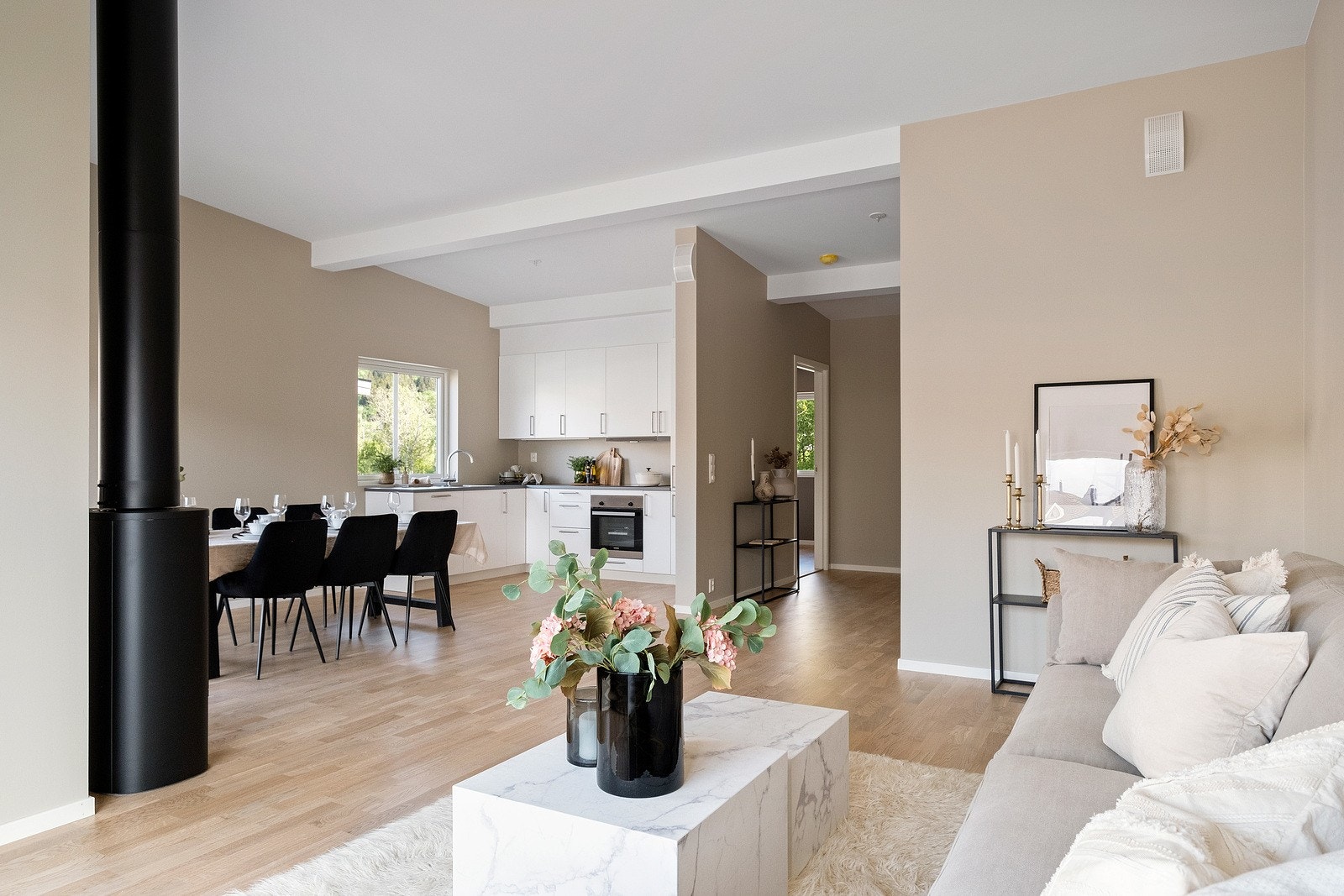 Storhylen 6a Galleribilde