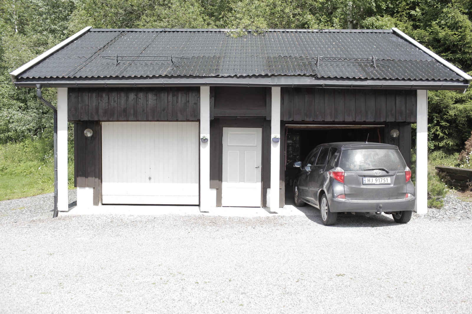 Garasjeplass Galleribilde