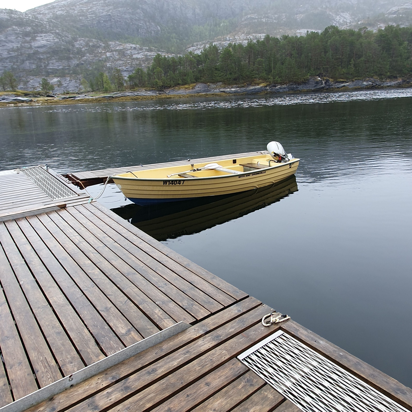 Båtplass ved flytebrygge Galleribilde