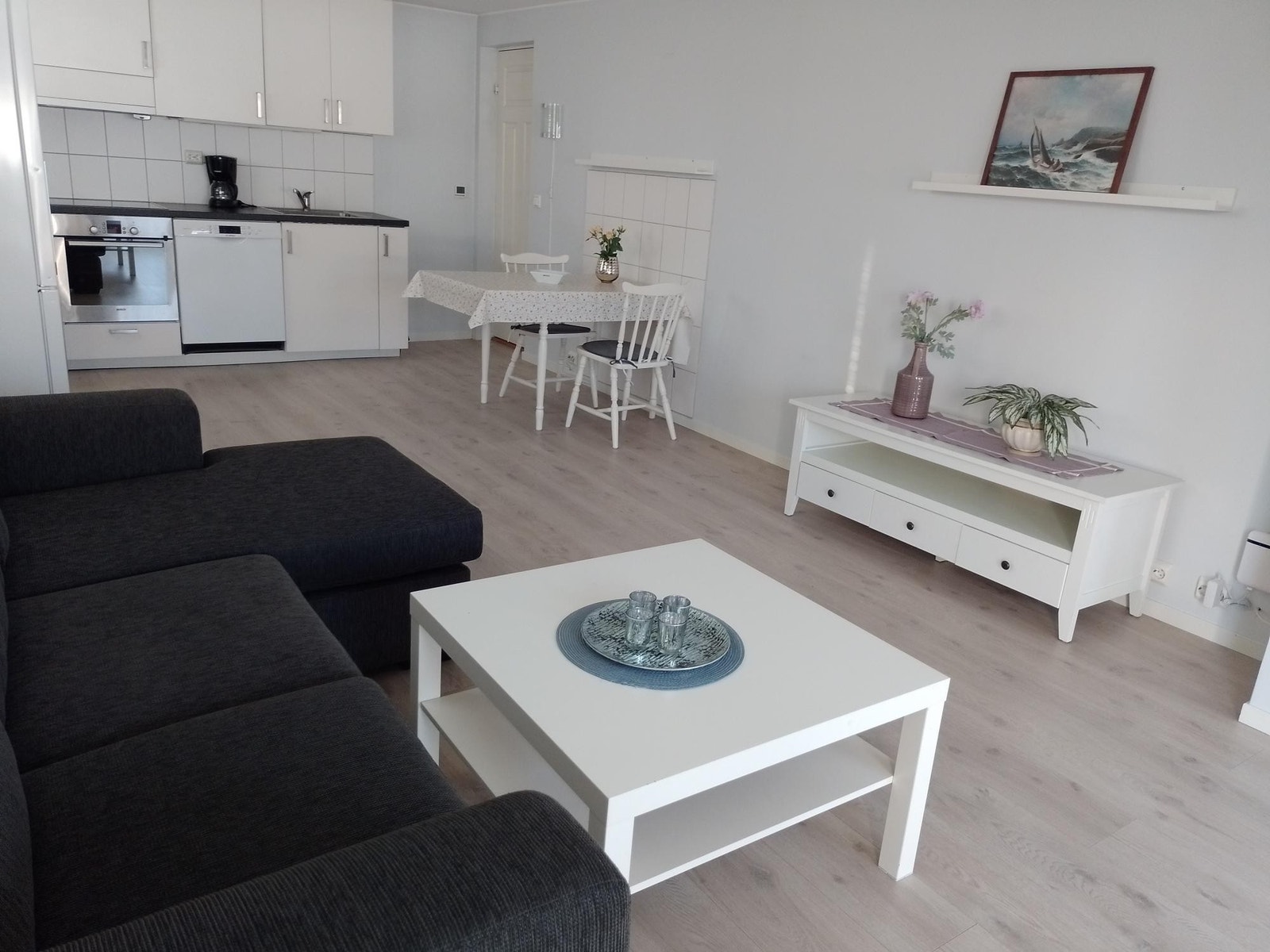 Lys fin leilighet Galleribilde