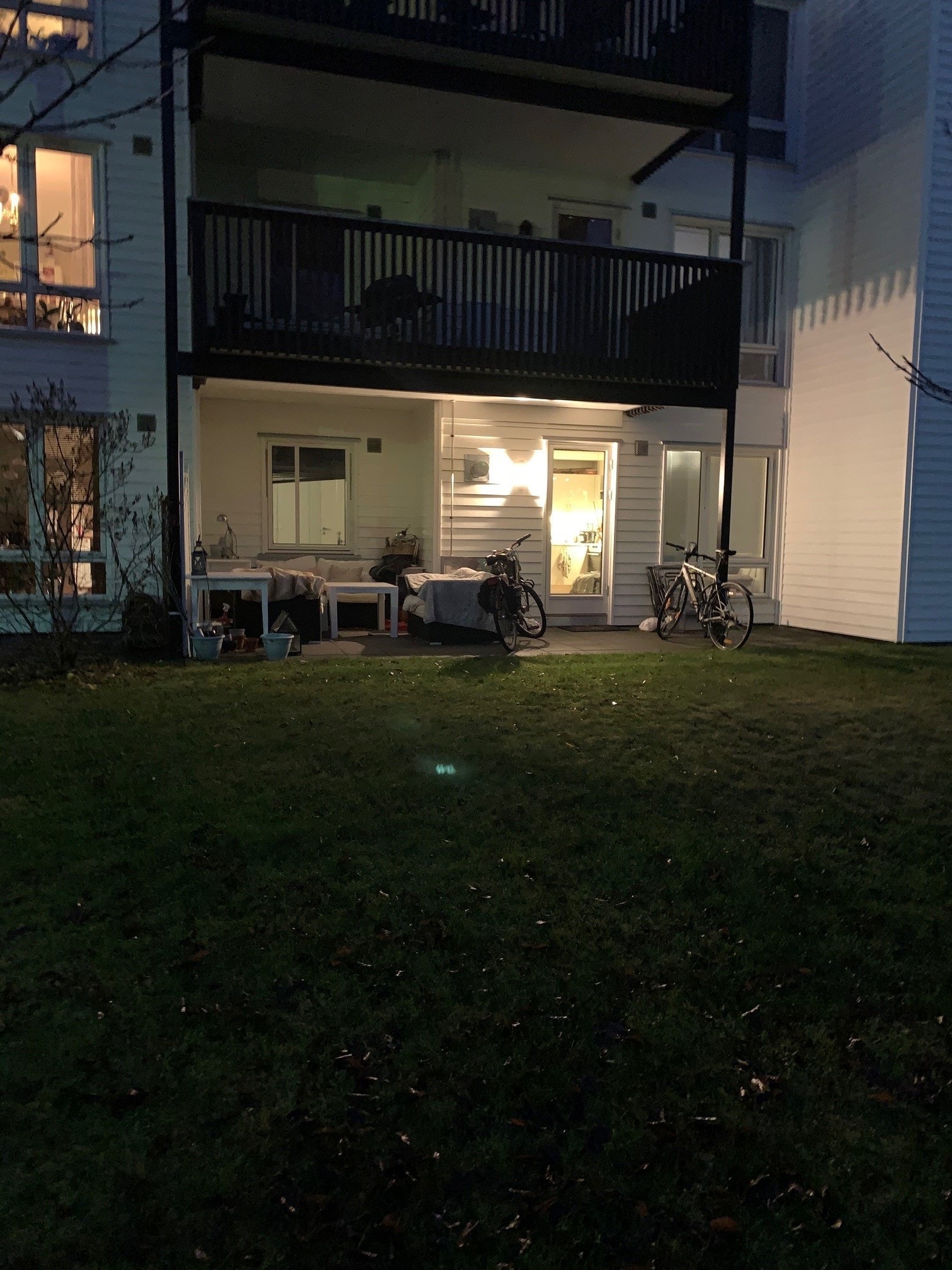 Koselig uteplass Galleribilde