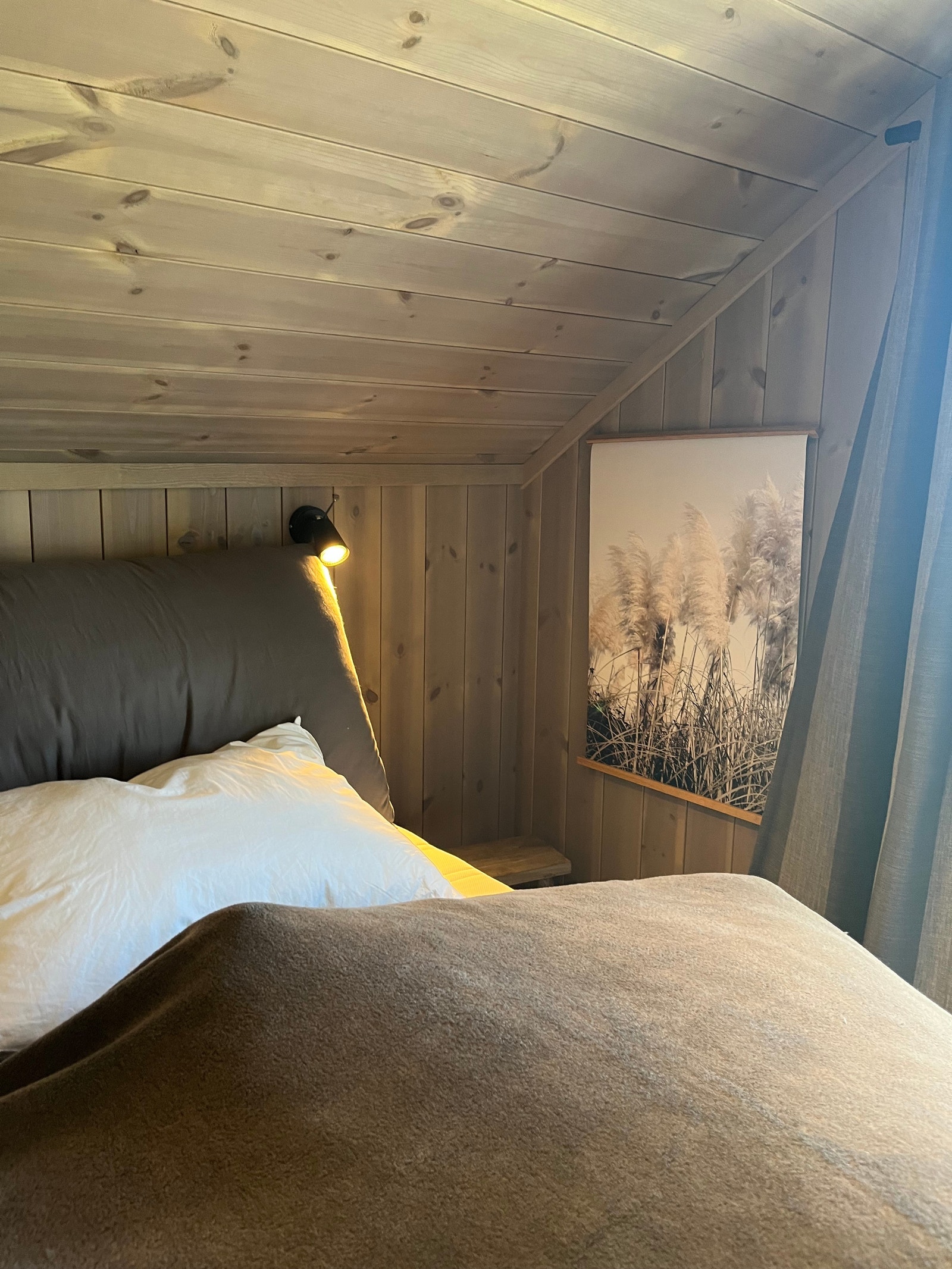 Soverom 2. med dobbeltseng og fin utsikt Galleribilde