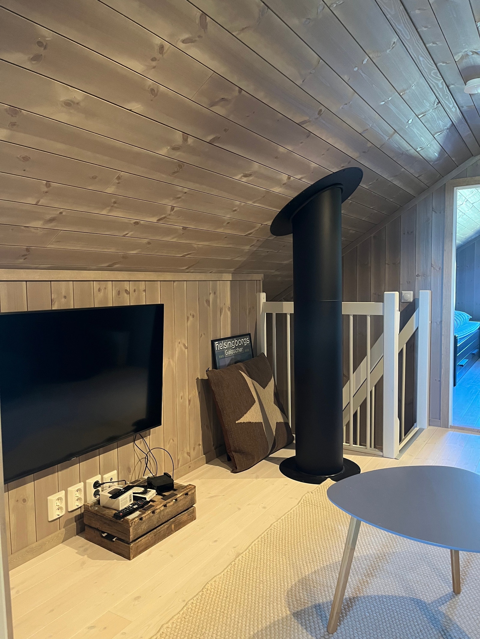 Hems med TV'n Galleribilde