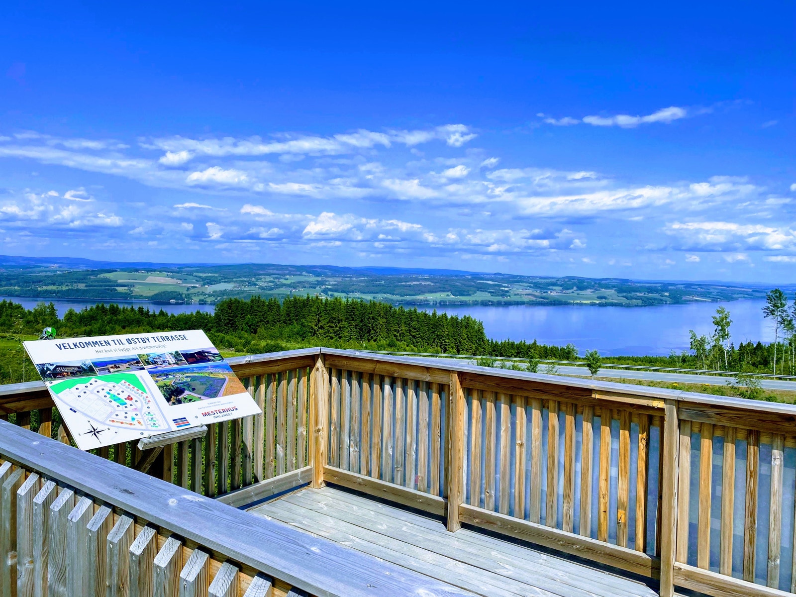 Utsikten fra tomt 16/17 på Østby Terrasse. Galleribilde