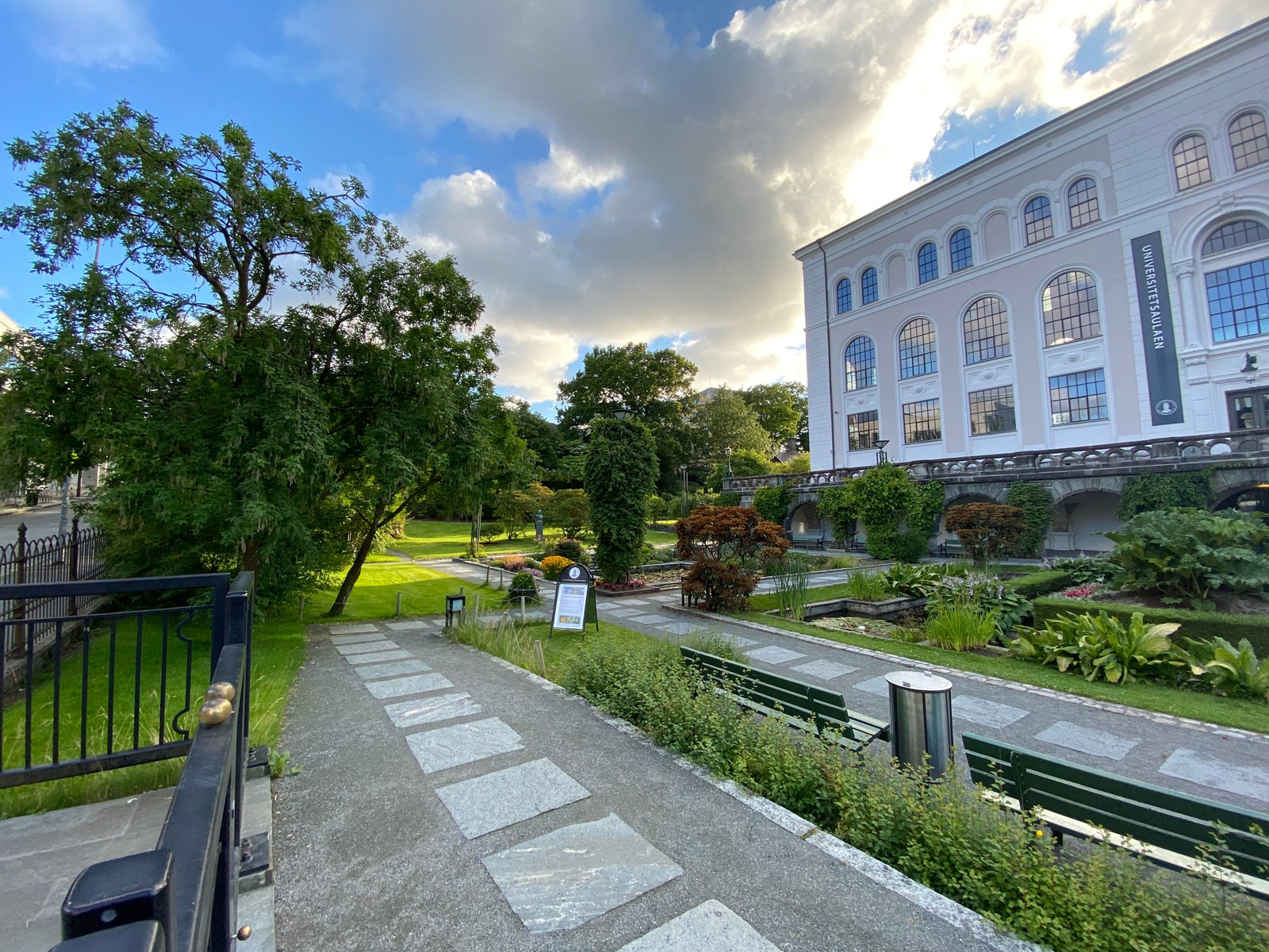 Musehagen Galleribilde