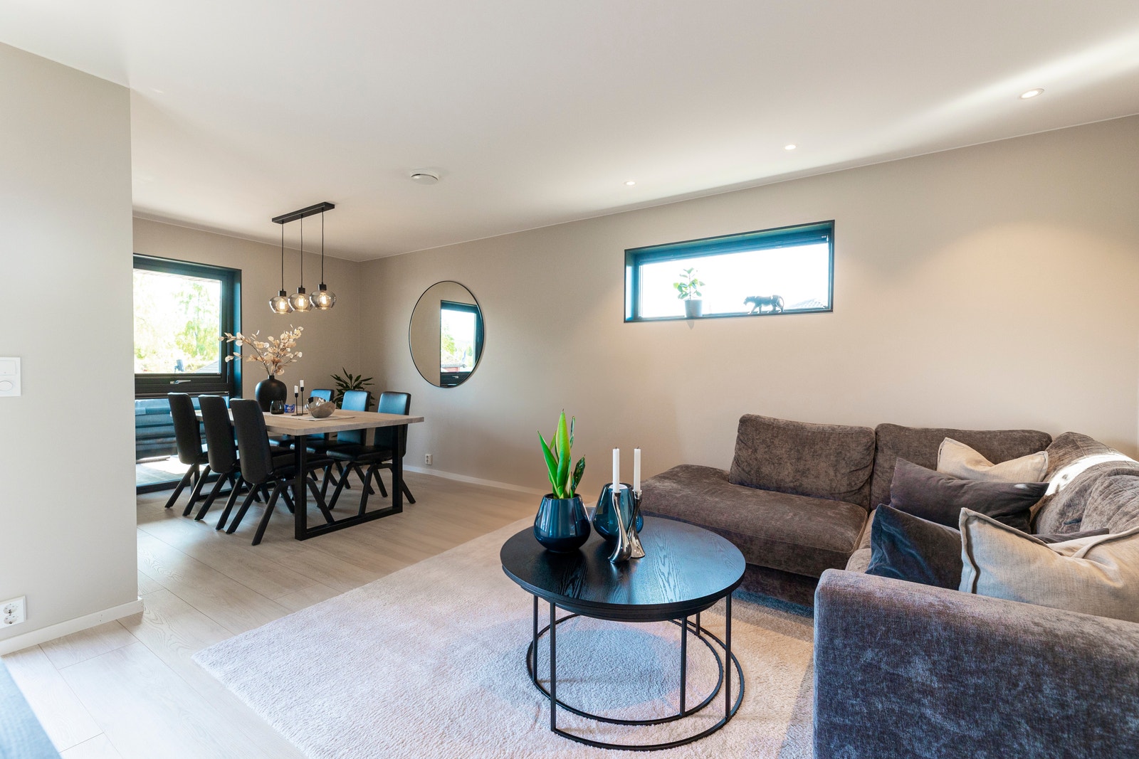 2. etasje. Bilde fra en kundetilpasset leilighet Galleribilde