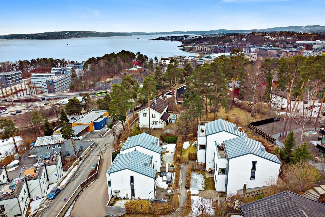 Sentralt samtidig nær turimråder og sjø Galleribilde