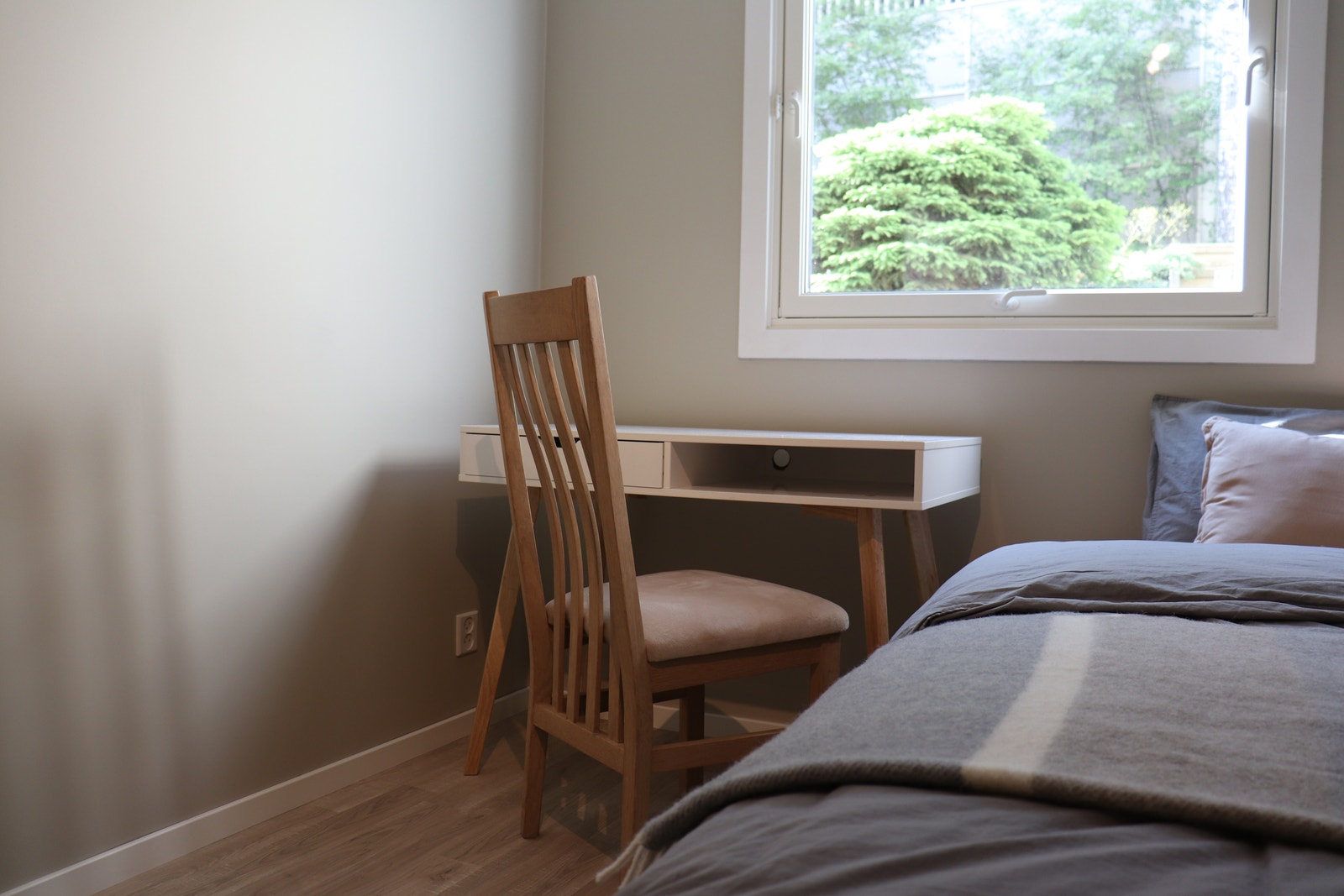 Soverom No.1 _ Skrivebord Galleribilde