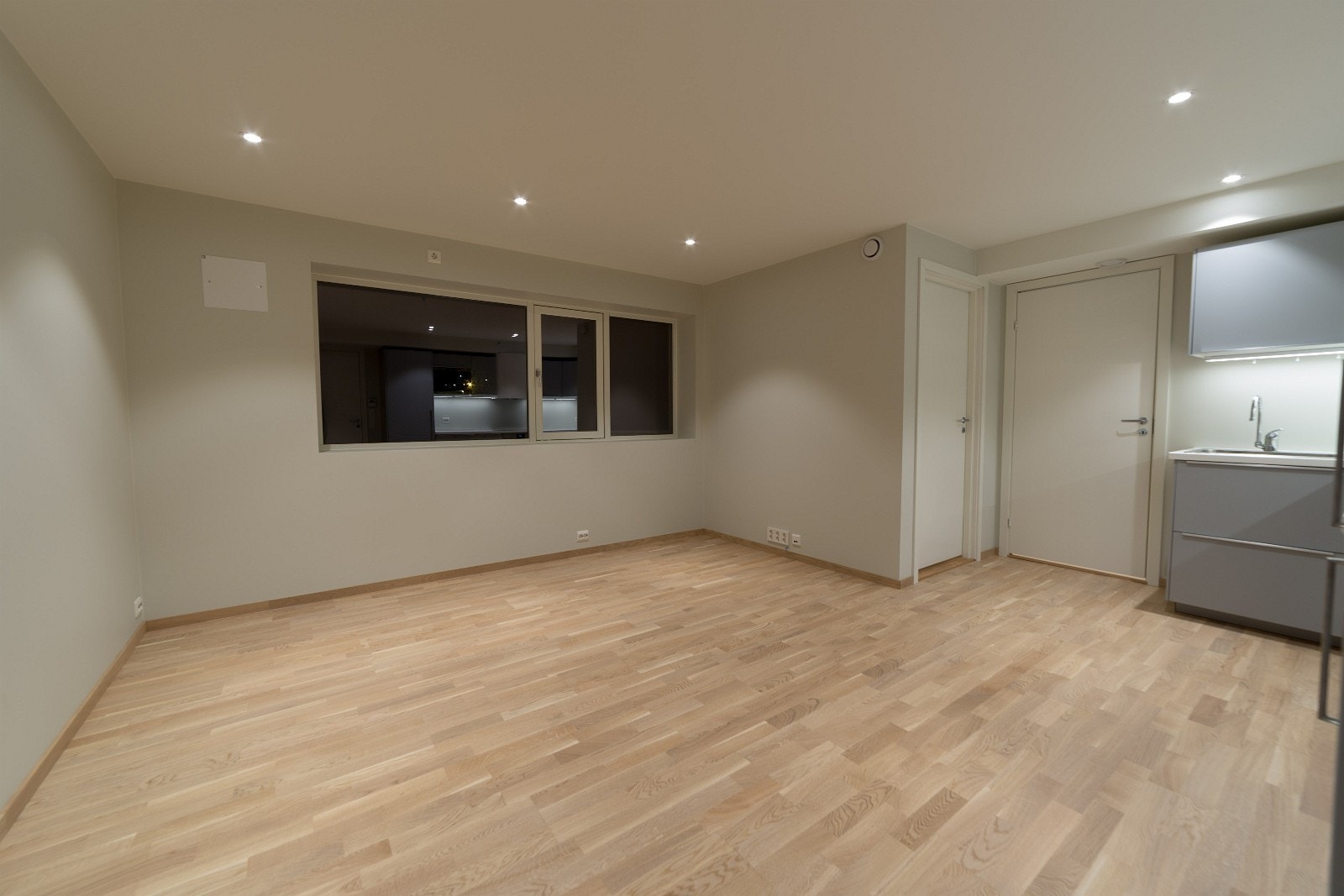 Stue/kjøkken Galleribilde