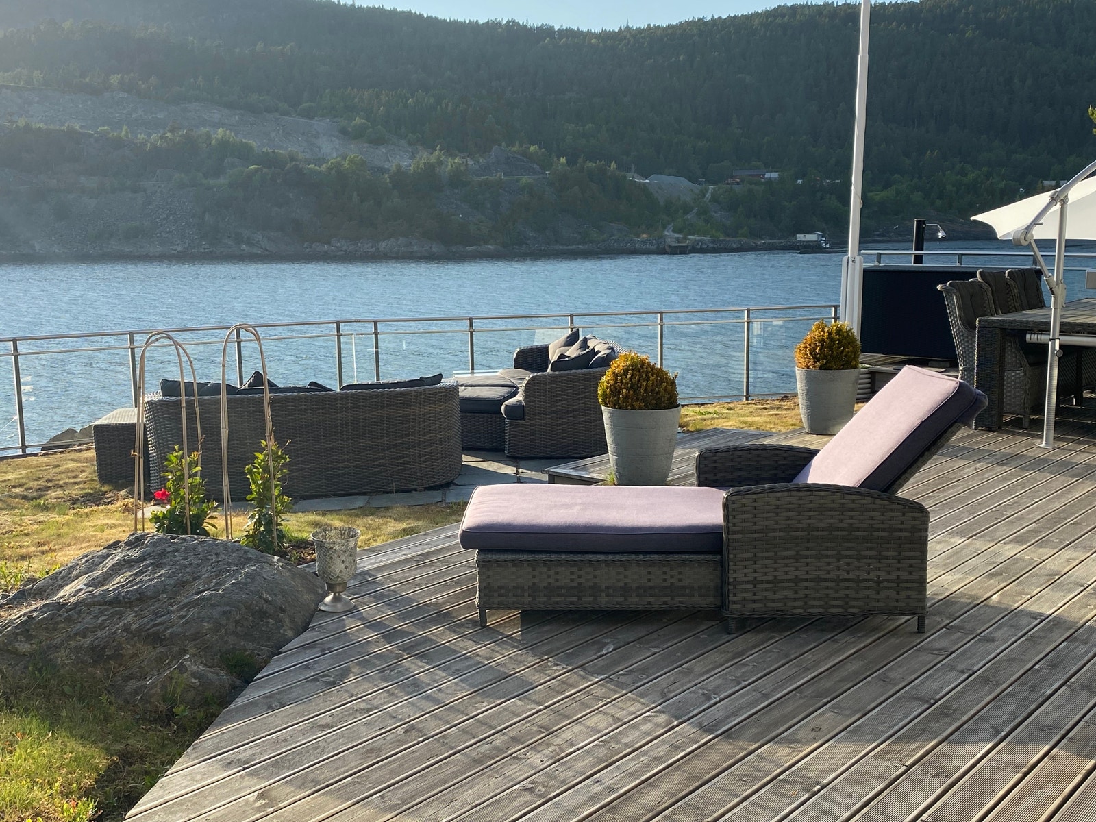 Uteplass Galleribilde