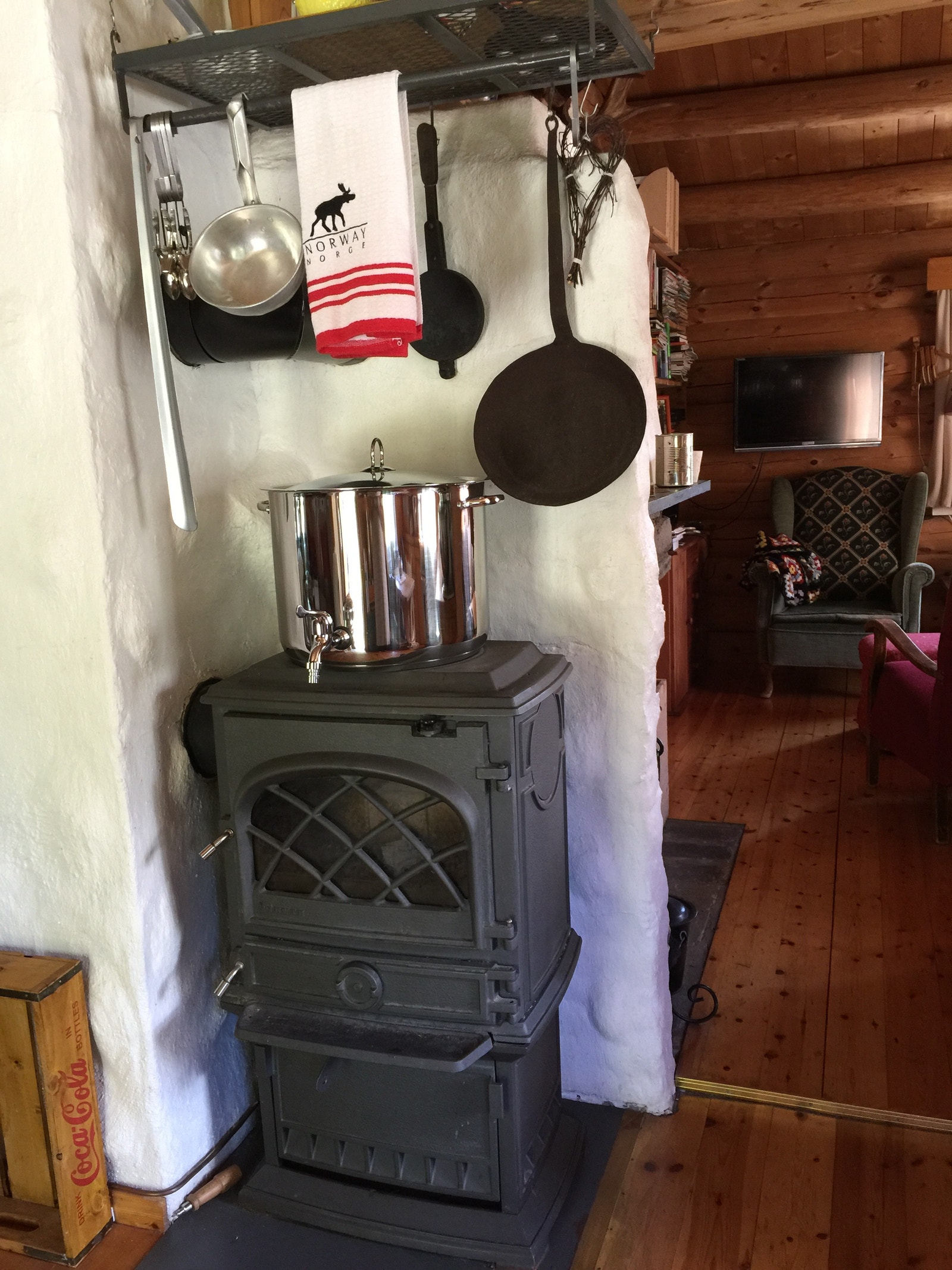 Vedovn på kjøkken hvor vi kan varme vann Galleribilde