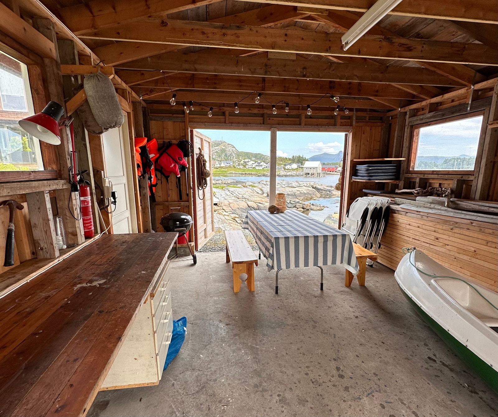 God plass til å lagre utstyr Galleribilde