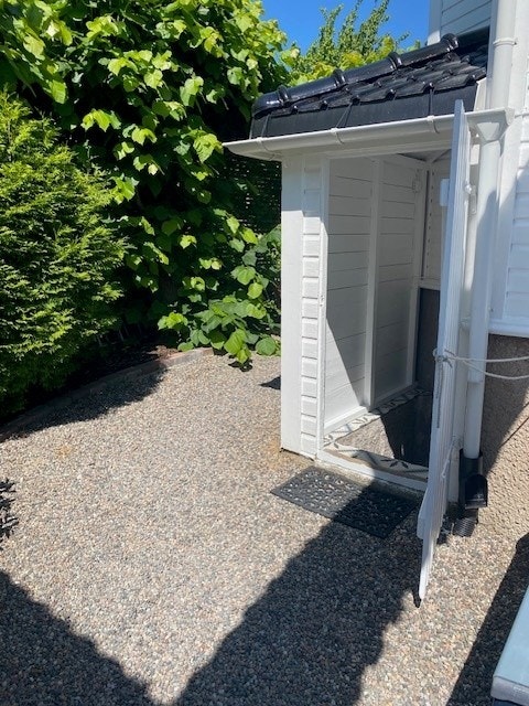 Inngang som deles med den andre personen i bofellesskapet Galleribilde