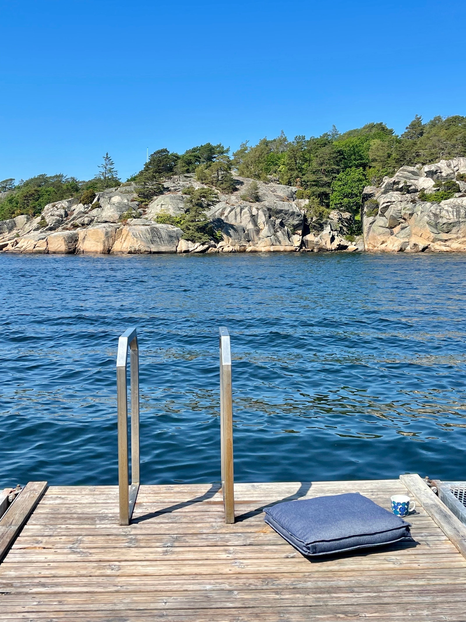 Fantastiske sol og bade forhold på privat flytebrygge. Galleribilde
