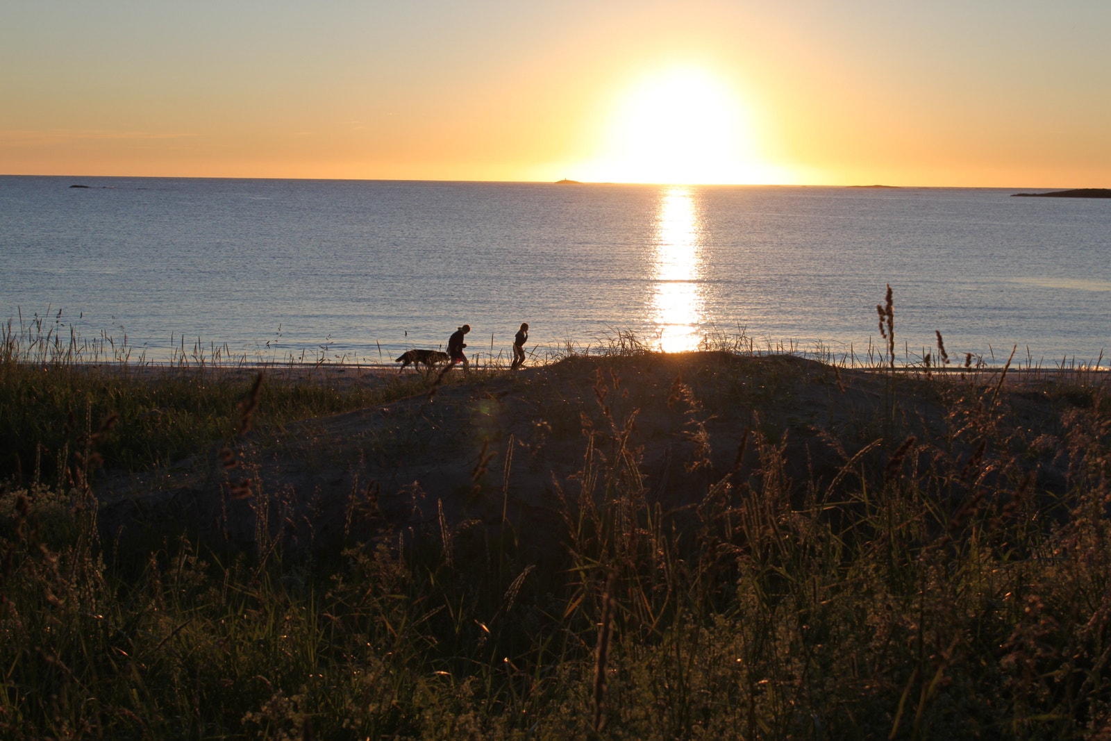 Solnedgang over Hustadvika fra Brukafjøra Galleribilde