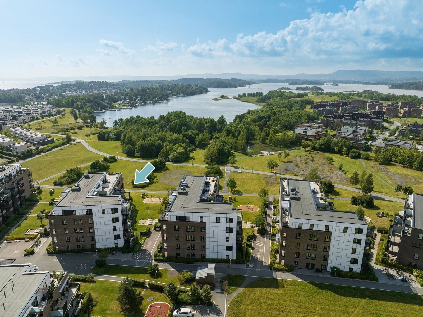 Fantastisk beliggenhet med en av Oslo områdets største perler utenfor døren Galleribilde