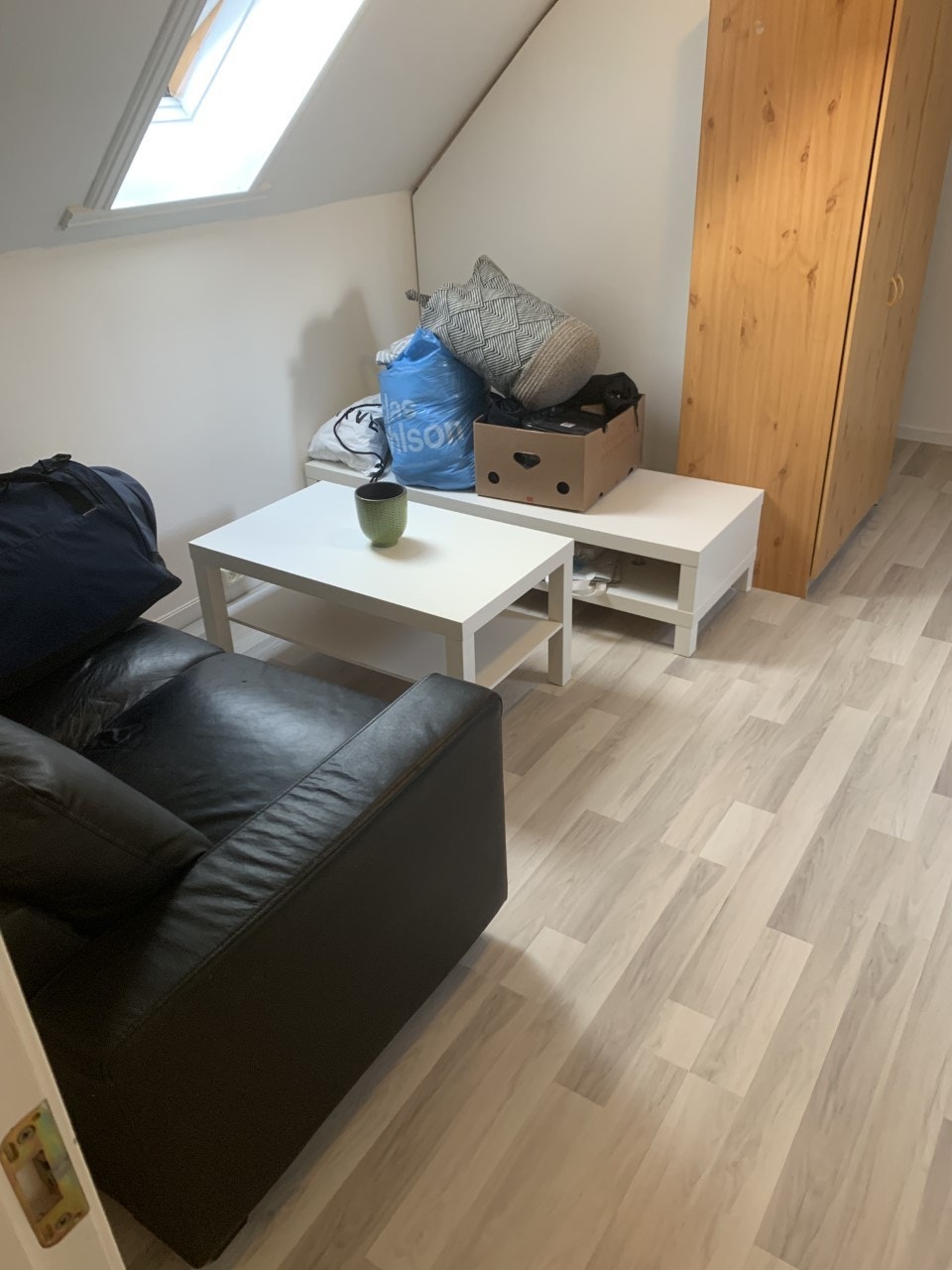 Leil 4 : Soverom 5 (Hele ca 15 m2), nesten liten hybel. Galleribilde