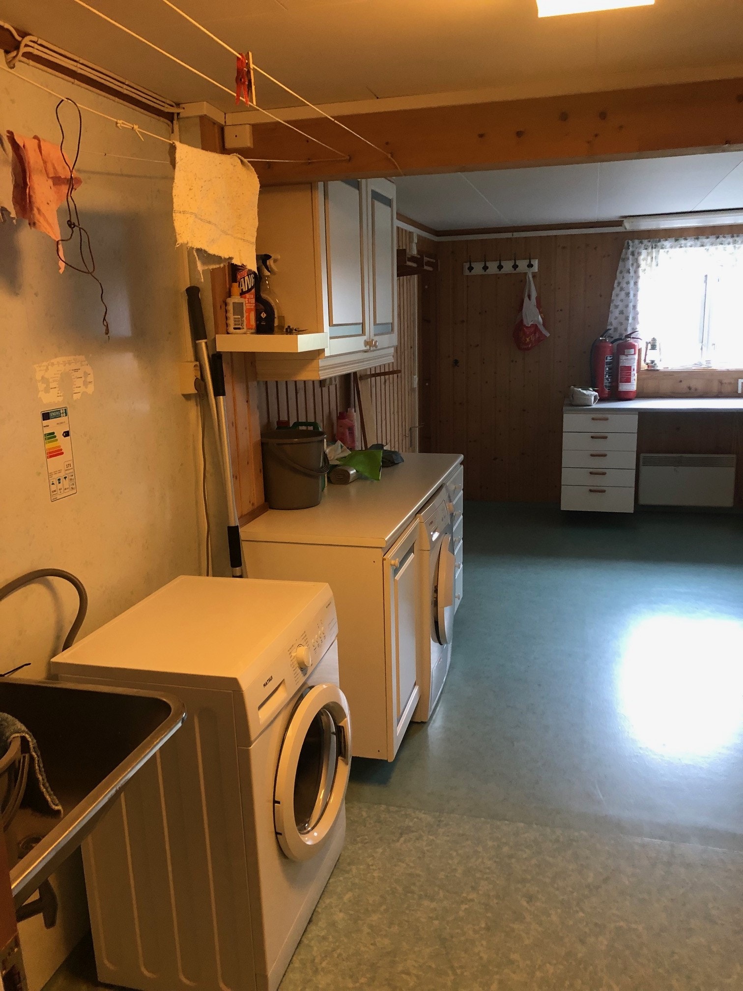 Vaskerom Galleribilde