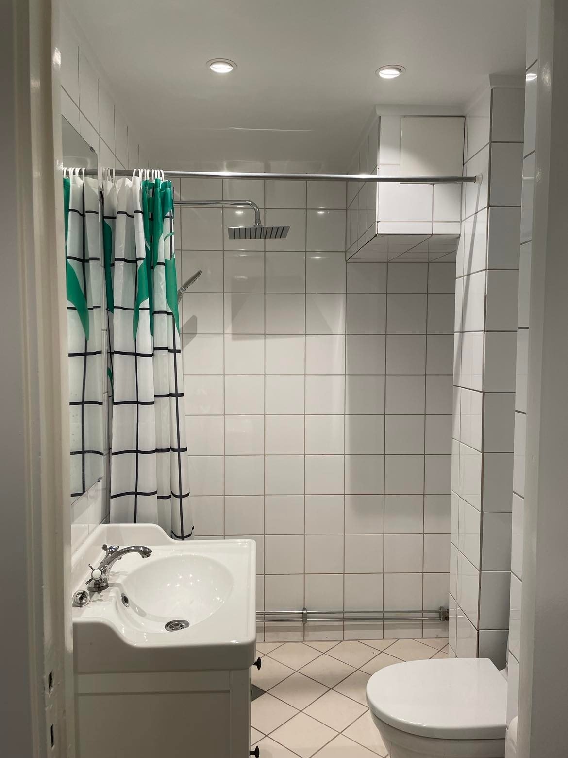 Servant, dusjaarmatur og wc nytt i juni 2023 Galleribilde