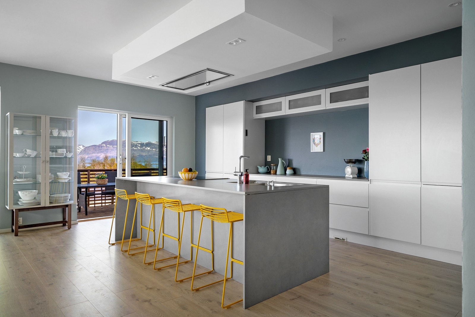 Legg merke til den takmonterte ventilatoren Galleribilde