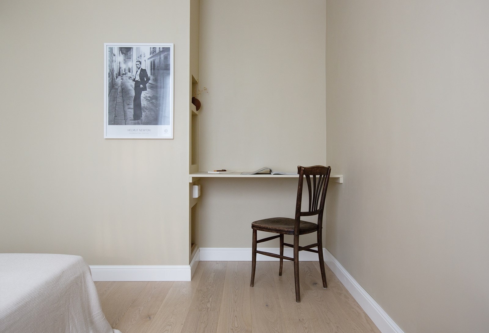 Praktisk nisje for hjemmekontoret. Galleribilde