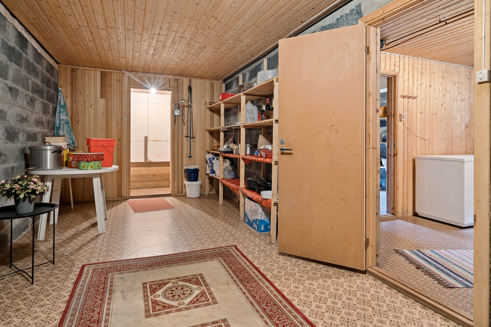 Kjellerrom Galleribilde