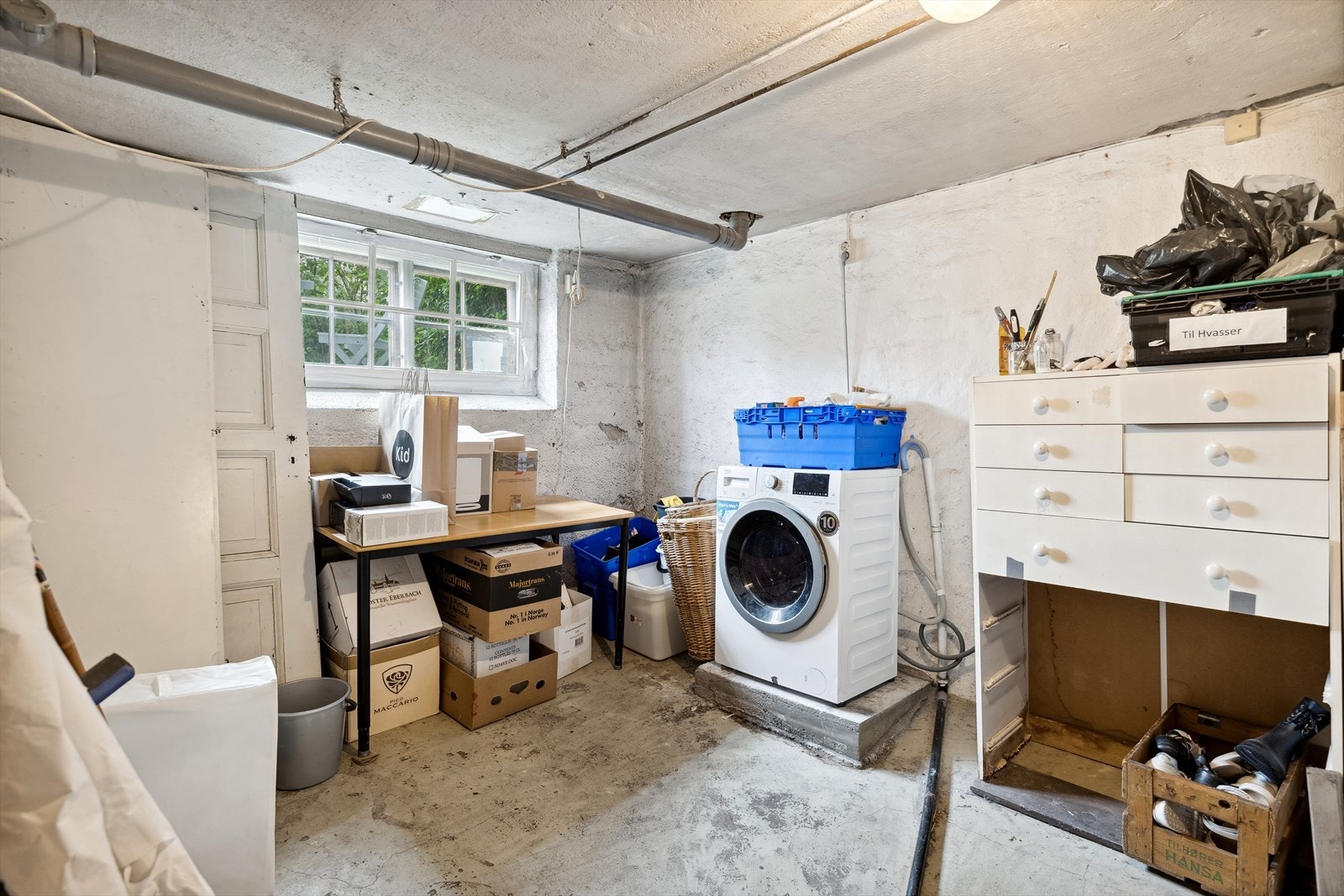 Vaskerommet er på opprinnelig byggetegninger beskrevet som bryggerhus. Galleribilde