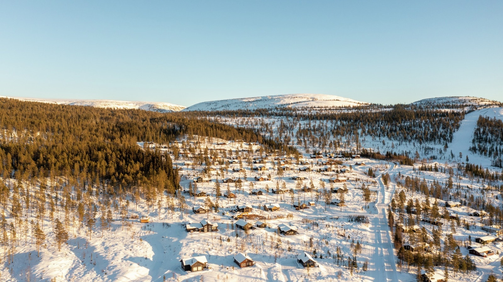 Helt inntil Fulufjellet Nasjonalpark. Galleribilde