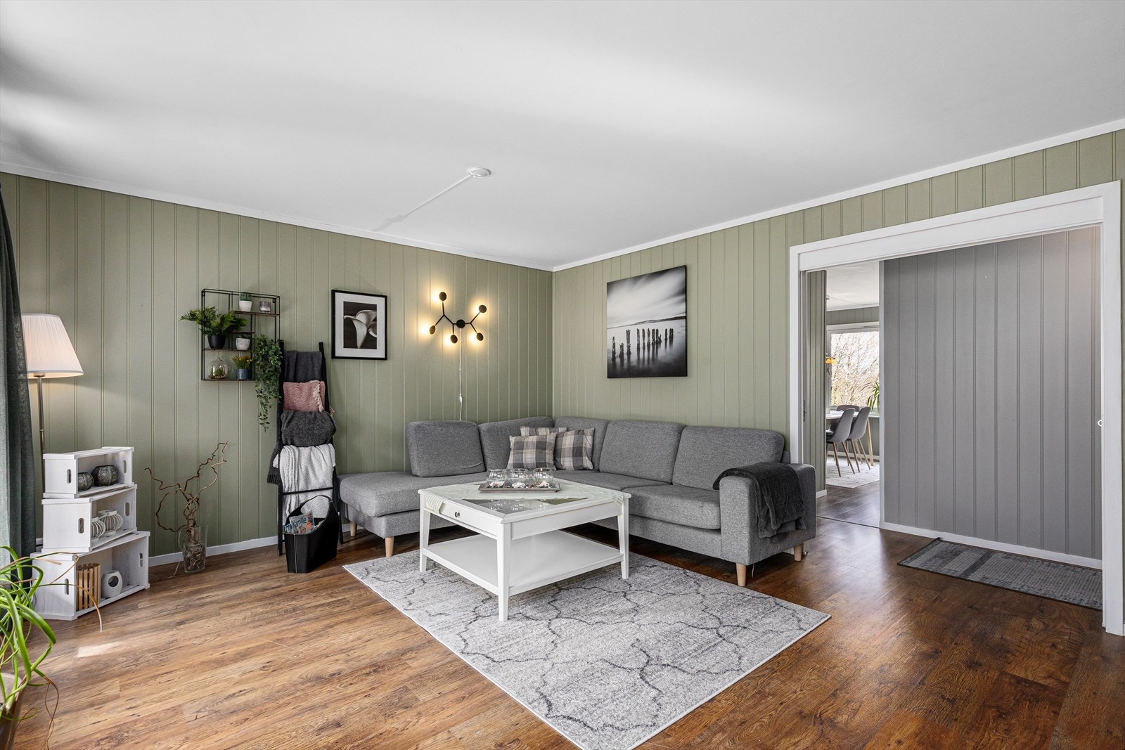 Leiligheten er delikat med gjennomgående meget bra standard. Galleribilde