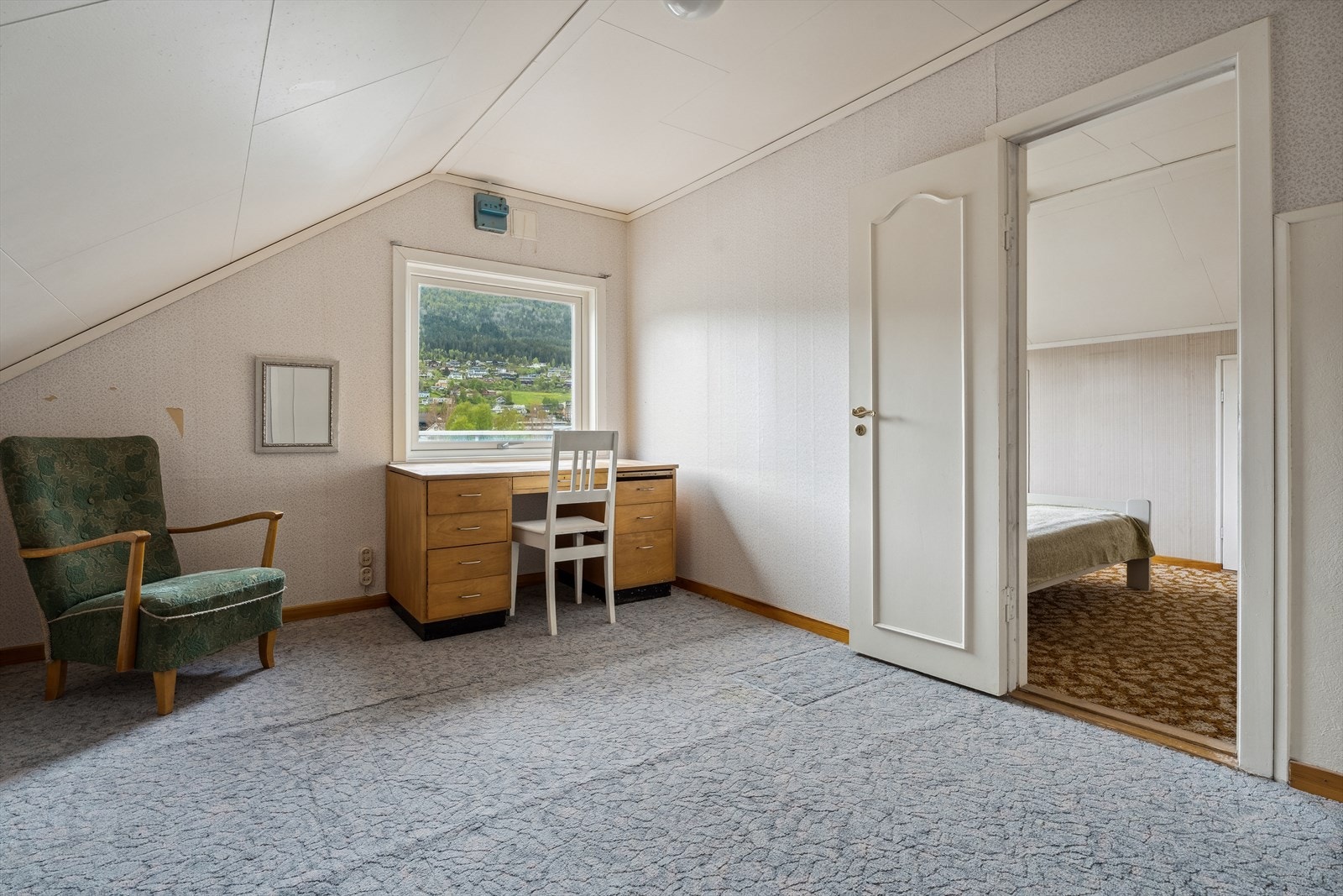 Soveromma er av god størrelse, og kan innreiiast etter behov og ynskje. Galleribilde