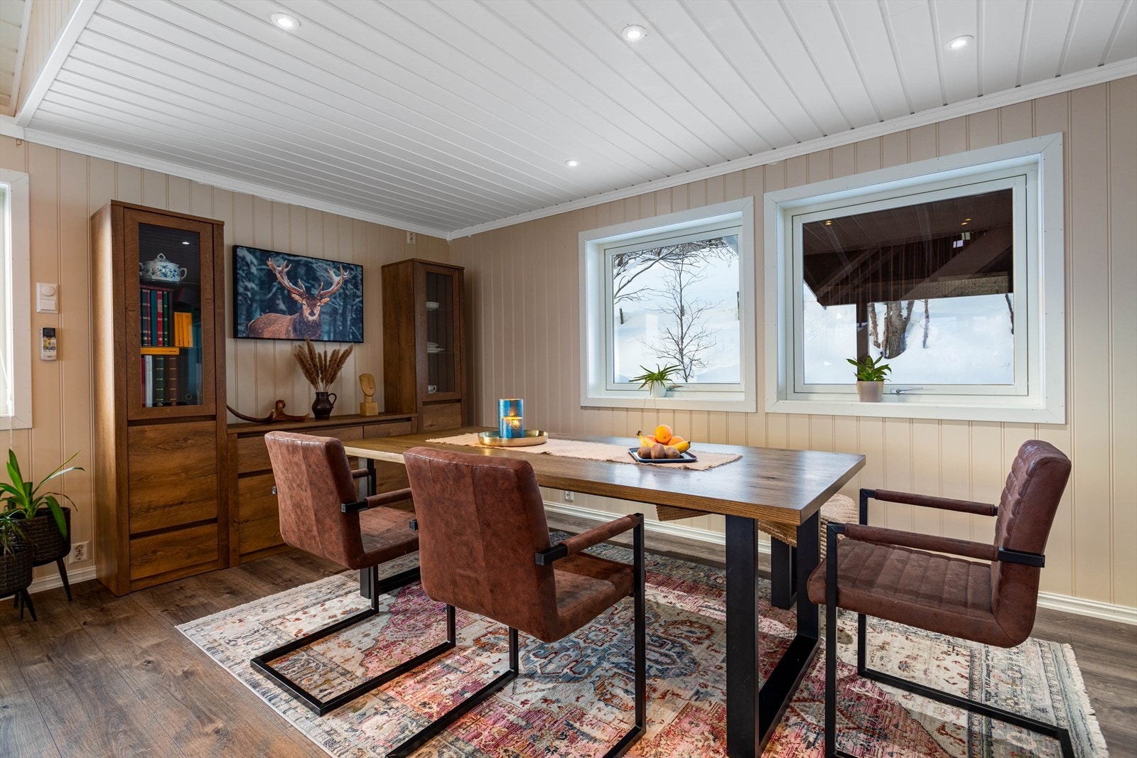 Hyggelig spiseplass perfekt for middager med venner og familie. Galleribilde