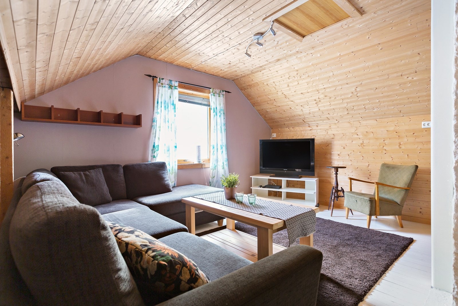 Loftstue Galleribilde