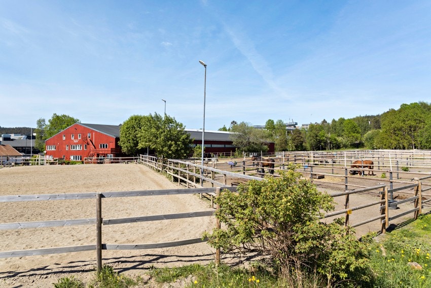 Ridesenter på Stovner Galleribilde