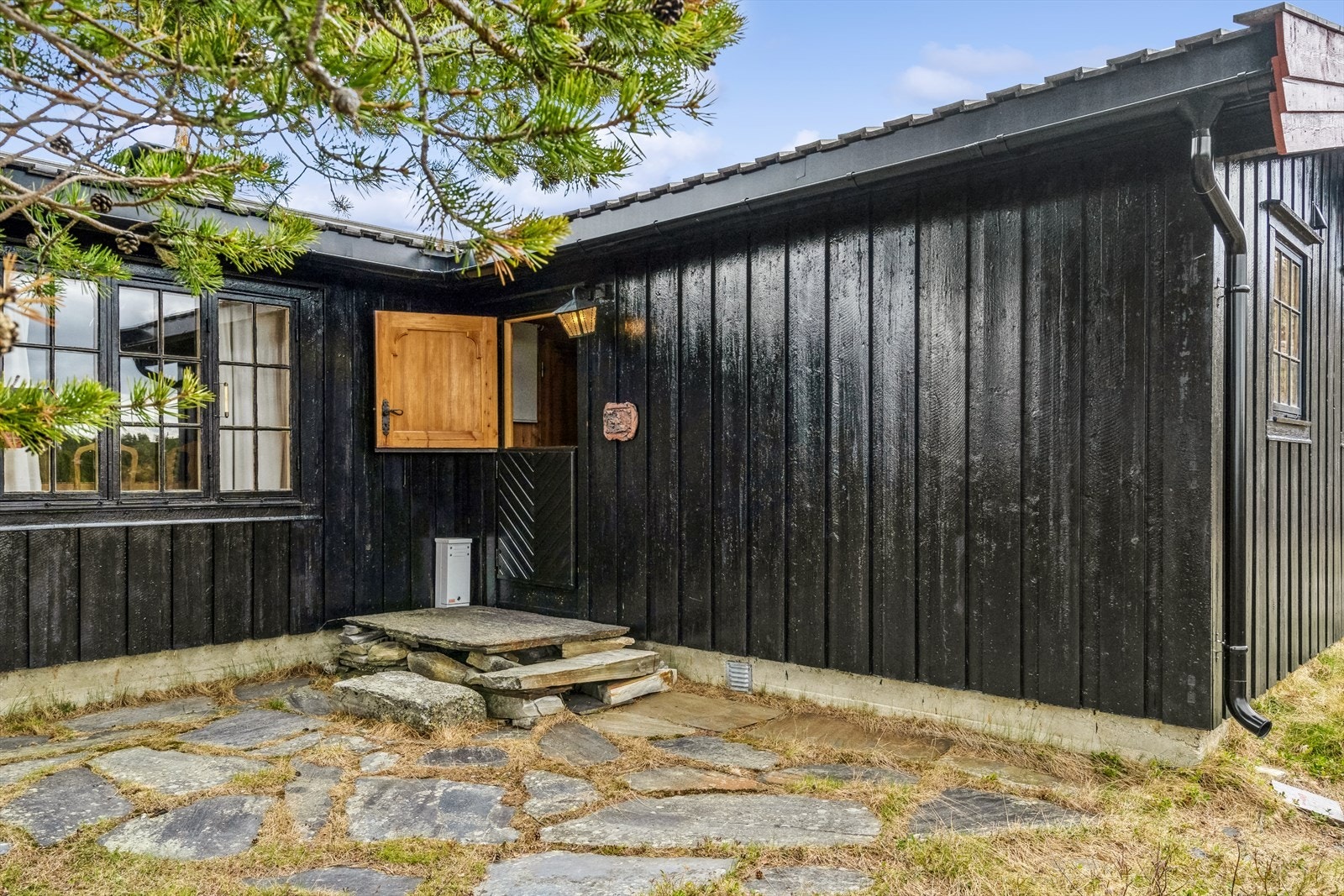 Pent opparbeidet utvendig. Galleribilde