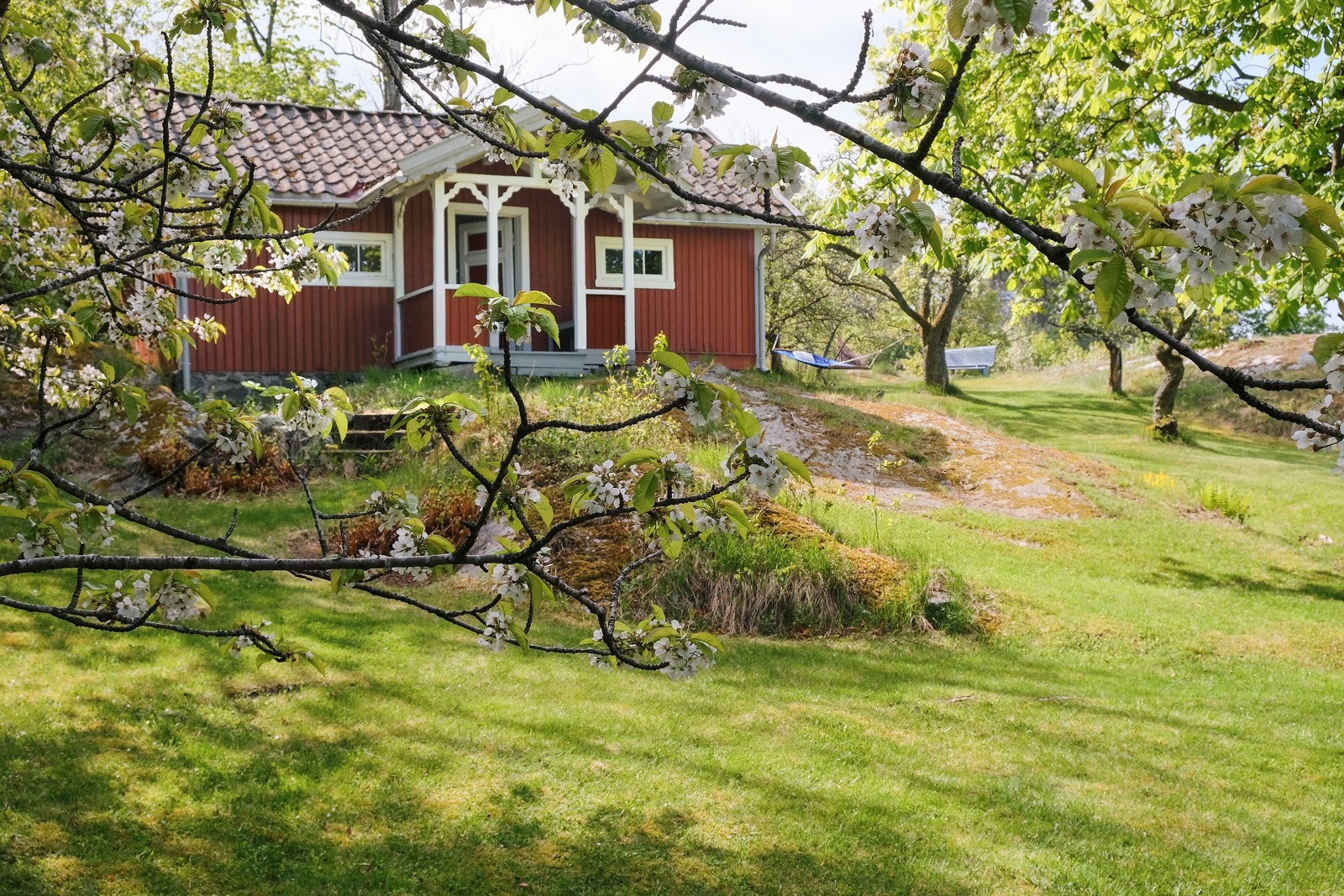 Annekset med to hyggelige soverom begge med hver sin utgang til terreng. Galleribilde