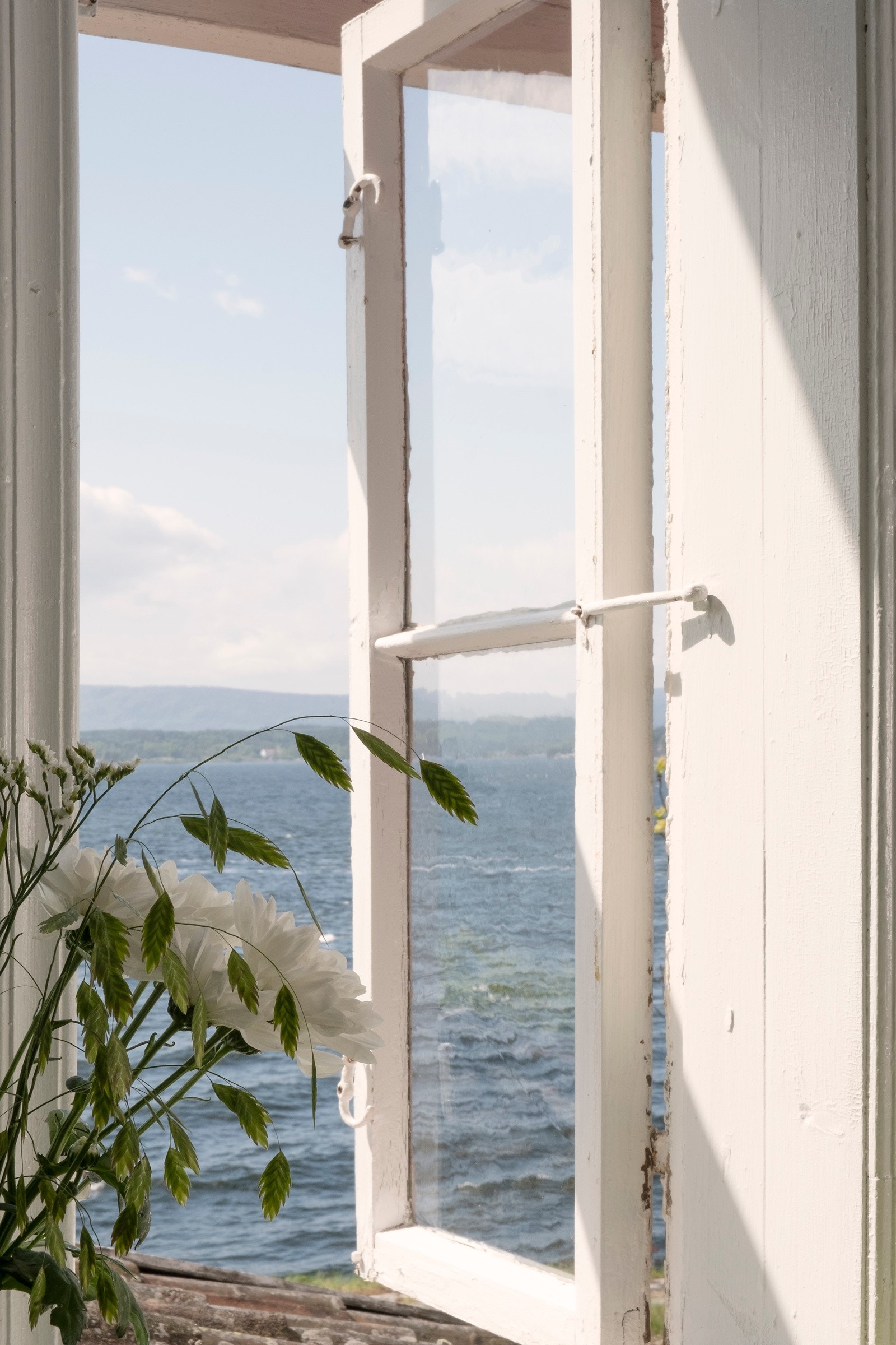 Tettere på sjø og måkeskrik er vanskelig å komme. Galleribilde