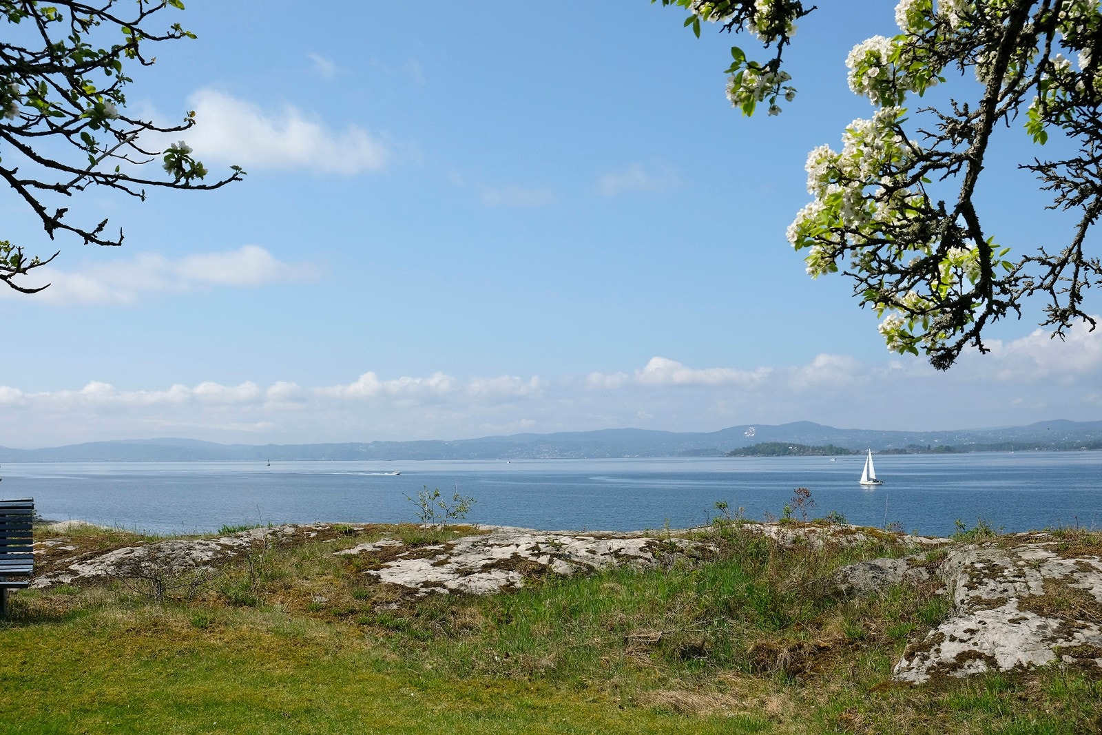 Bærum og Askerlandet på andre siden av Oslofjorden. Galleribilde