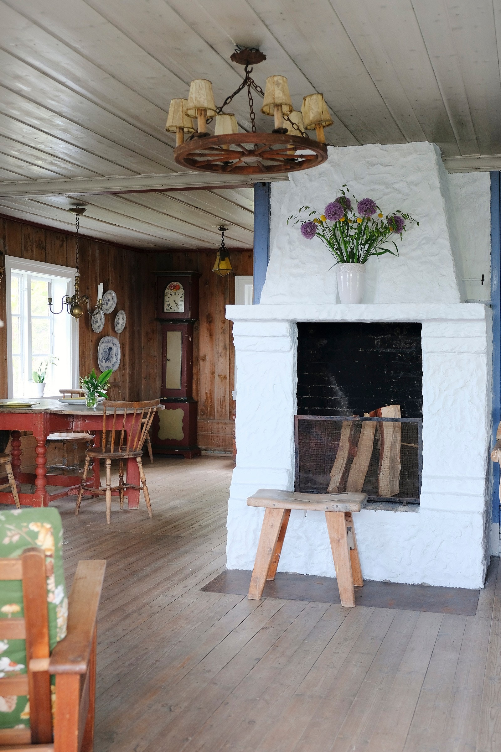 Særpreget gruepeis antatt original fra byggeåret. Galleribilde