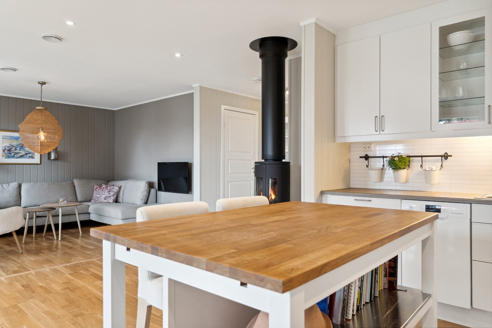 Spiseplassen er hjemmets sosiale samlingspunkt. Galleribilde