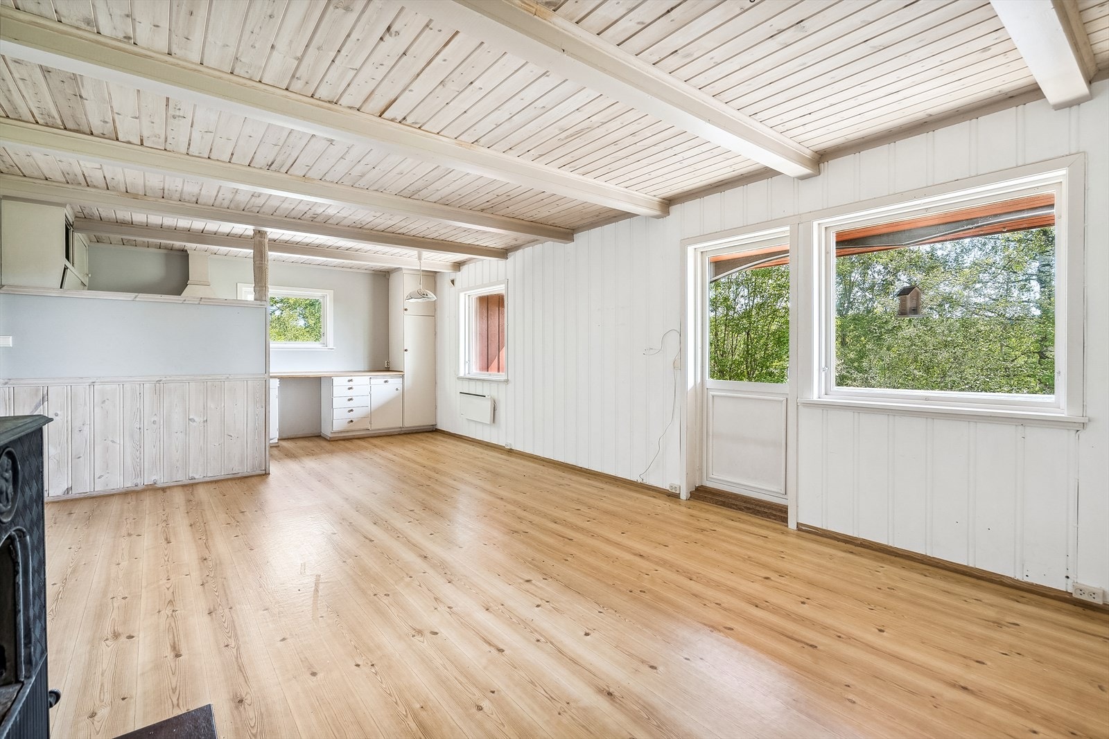 Fra stuen har man direkte utgang til en liten balkong Galleribilde