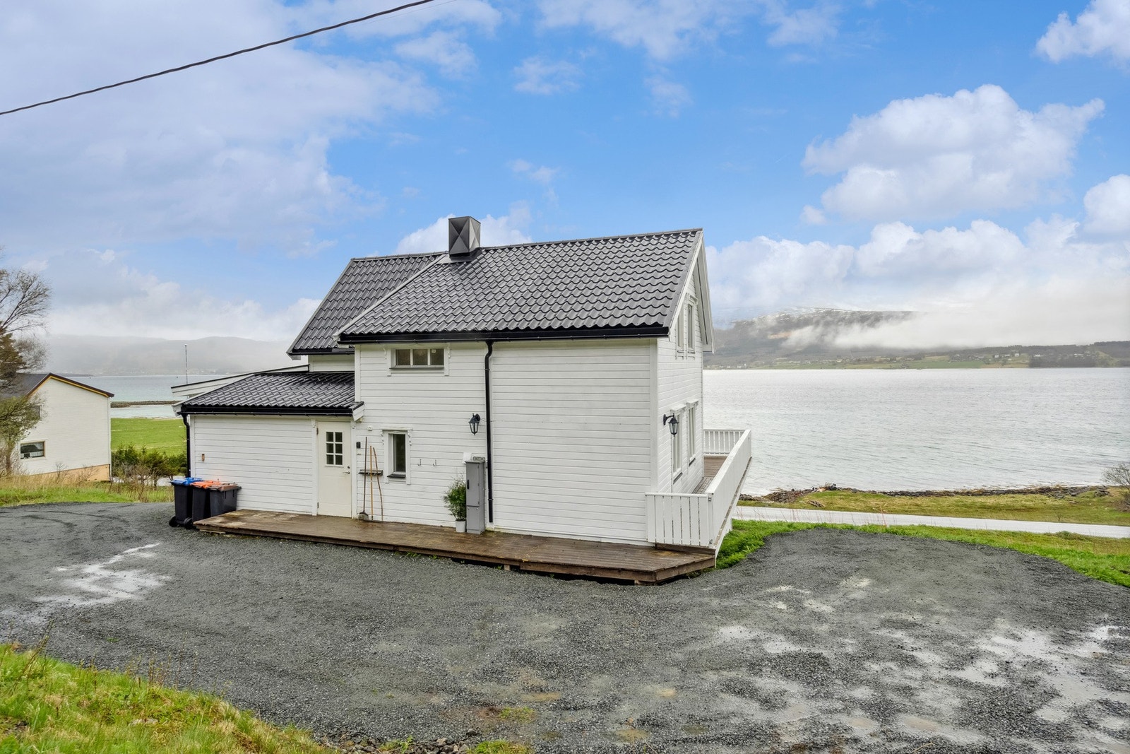 Fasade og gårdsplass Galleribilde