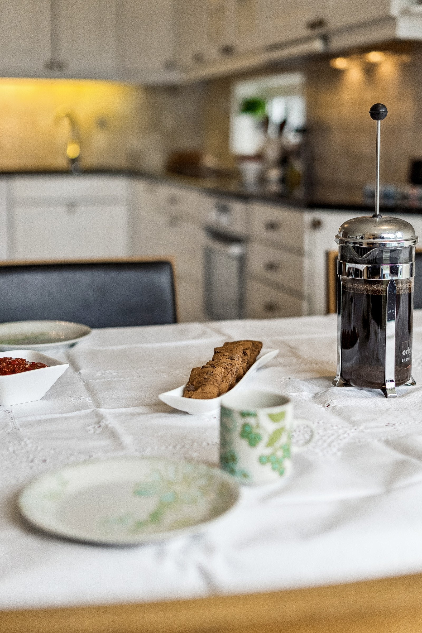 Kjøkkenet er godt tilrettelagt for frukostar, matpakkar, lunsjar og middagar. Galleribilde