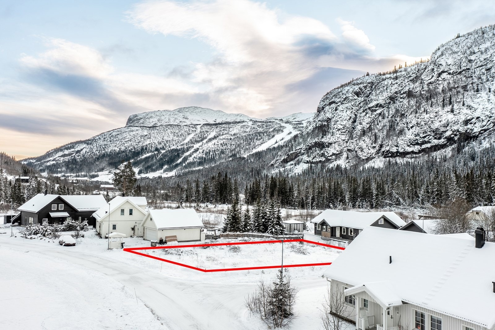 Flott tomt med utsikt til deler av Hemsedal skisenter. Galleribilde