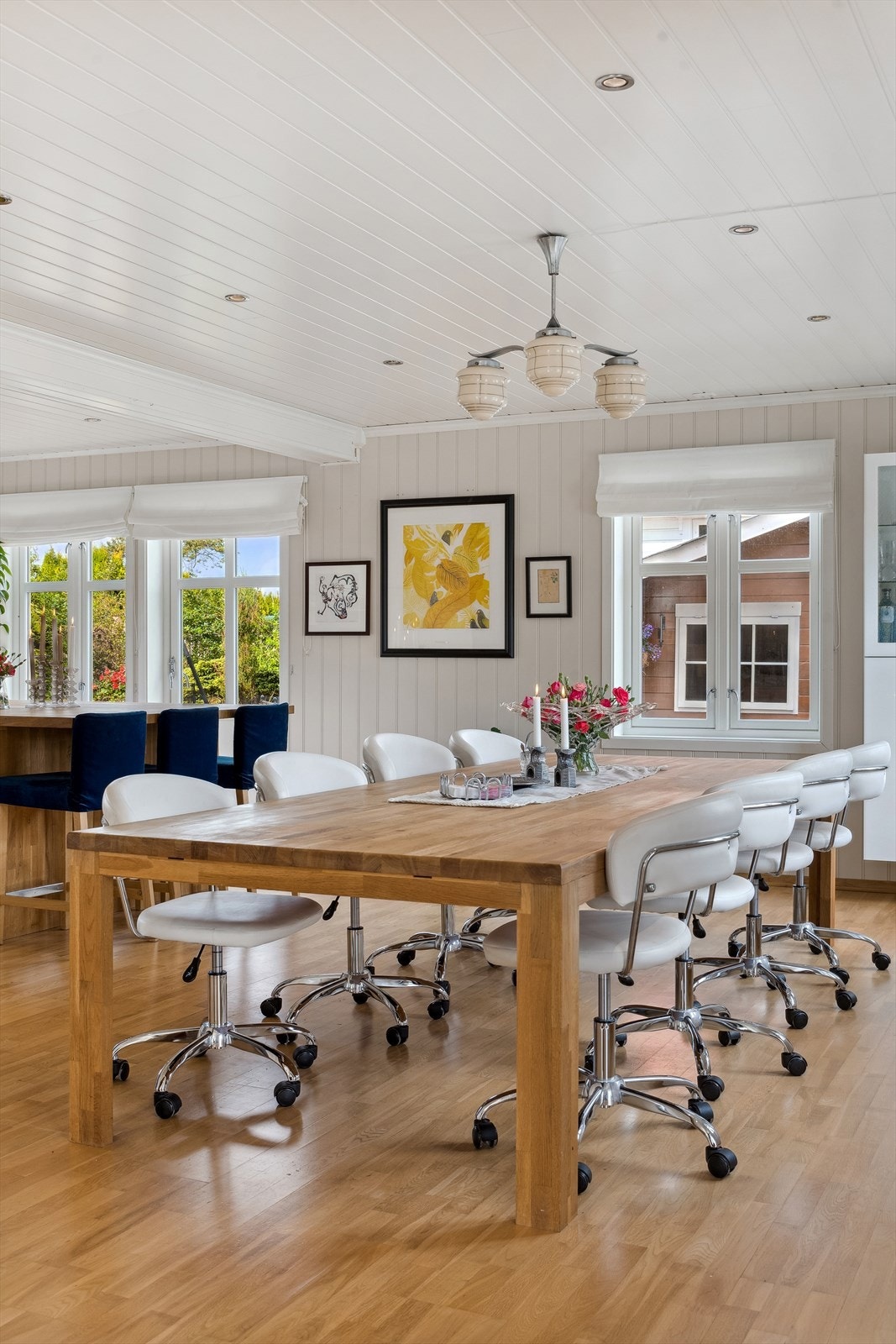 Fra spiseplass/kjøkken. Galleribilde