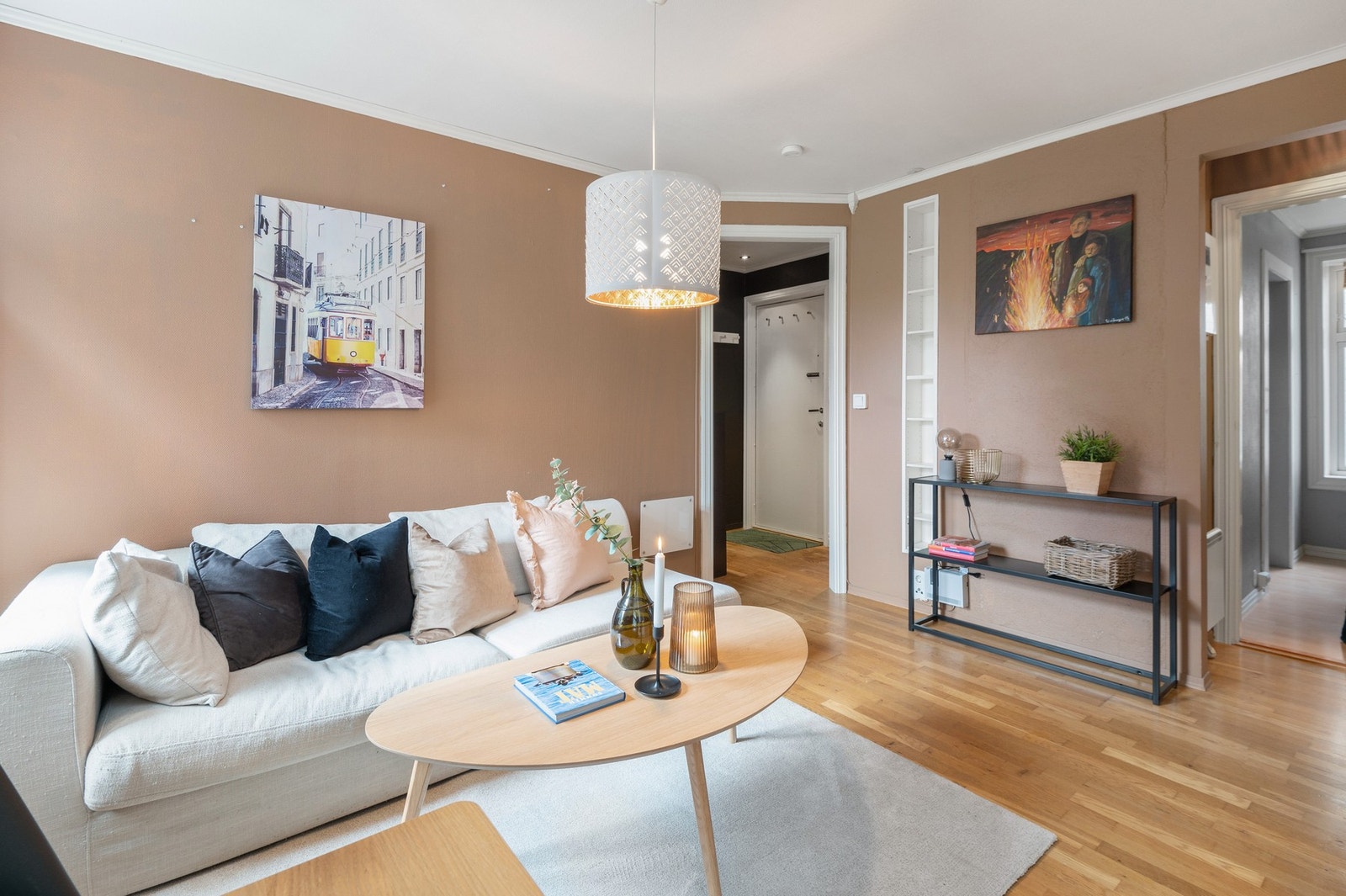 Her bor du svært sentralt med gangavstand til både Solsiden, Midtbyen og flere studiesteder. Galleribilde